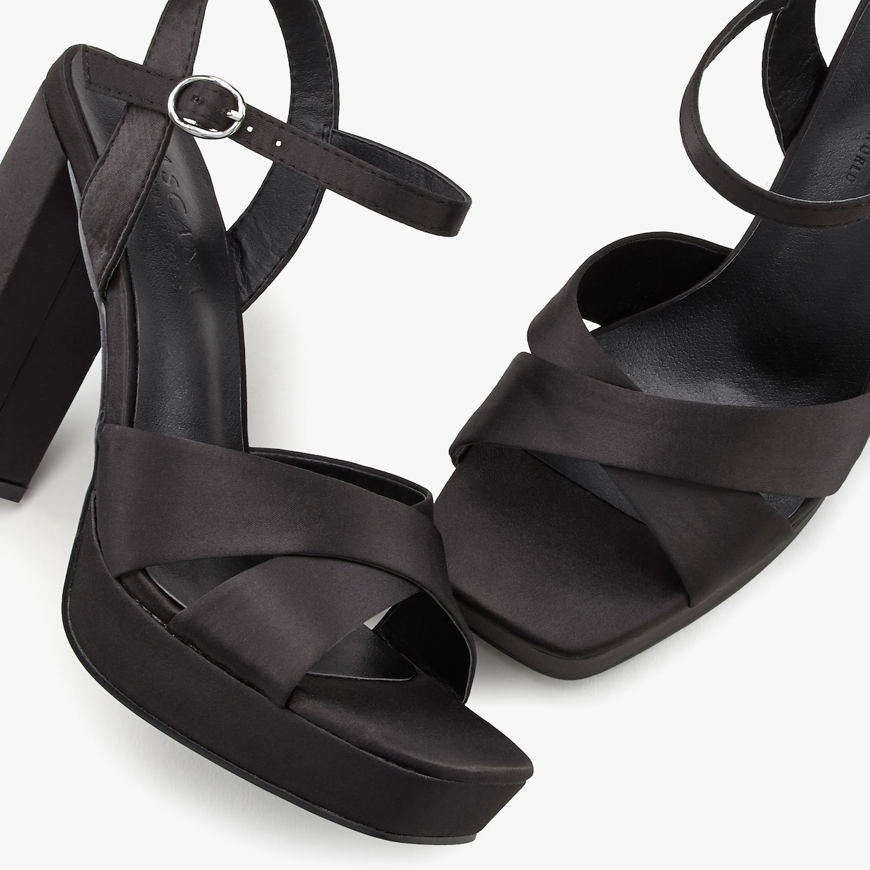 LASCANA Riemchensandalette - schwarz