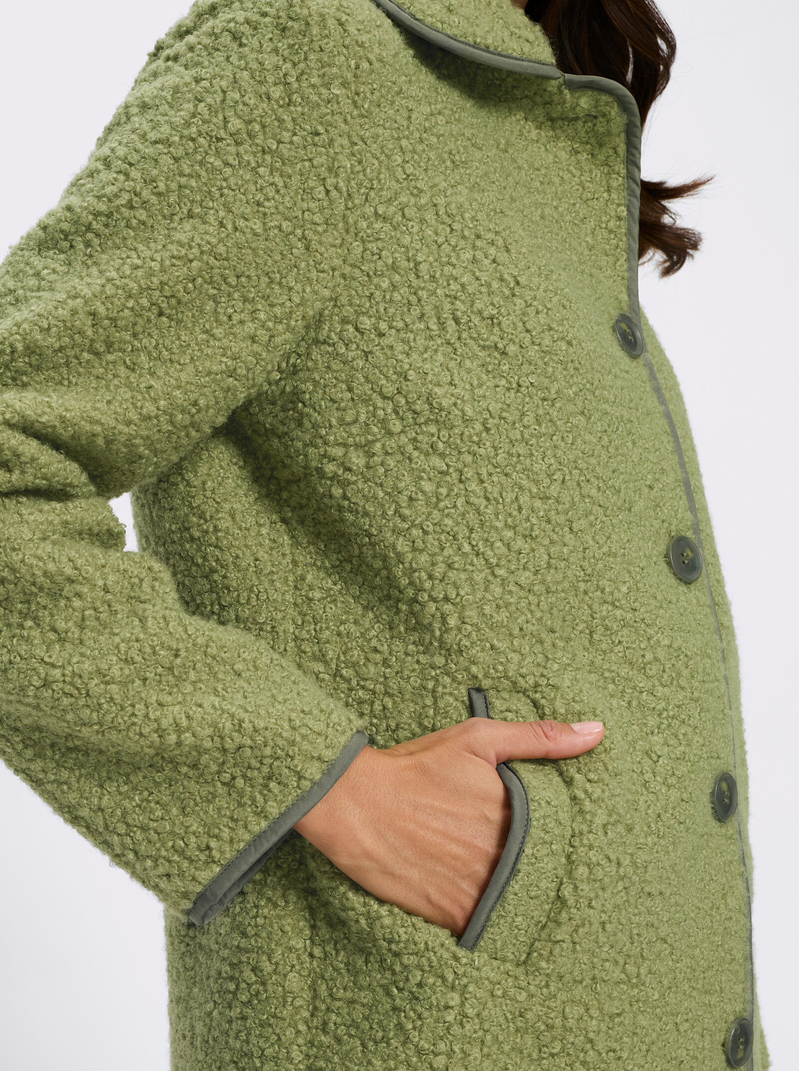 Boucléjacke mit Innenfutter - schilf