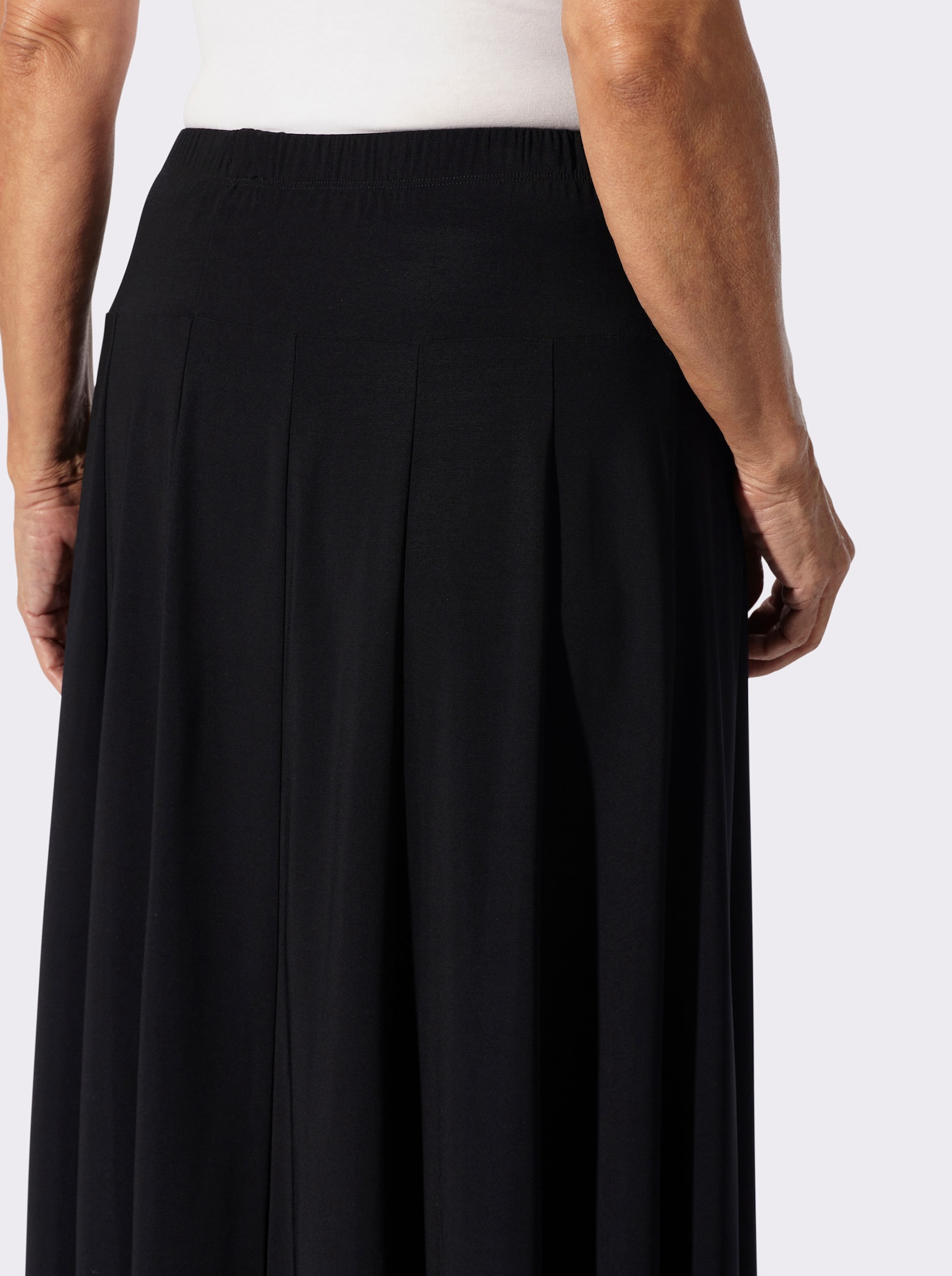 Bahnenrock in Jersey-Qualität - schwarz