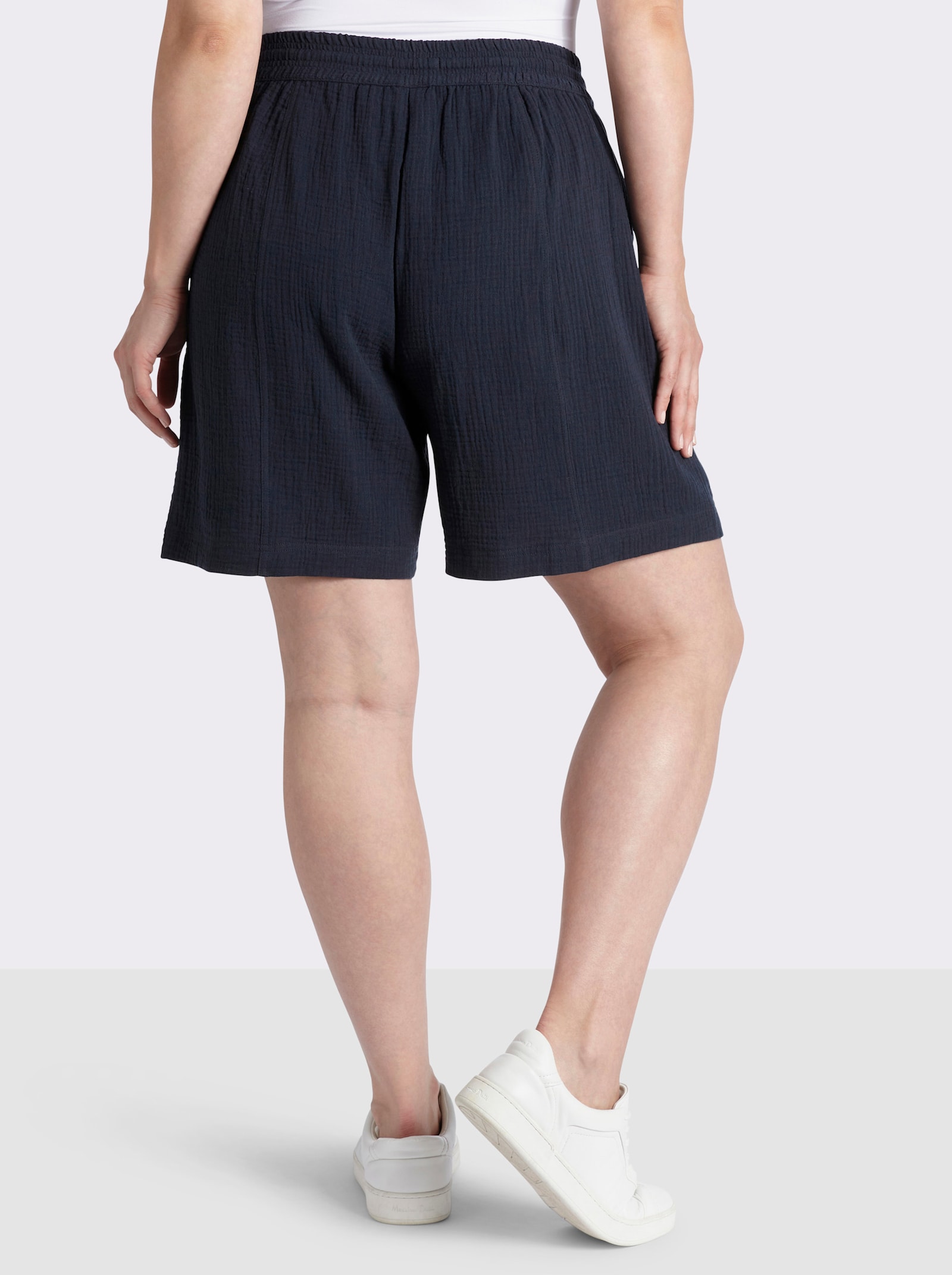 sheego Shorts aus weichem Musselin - tiefblau