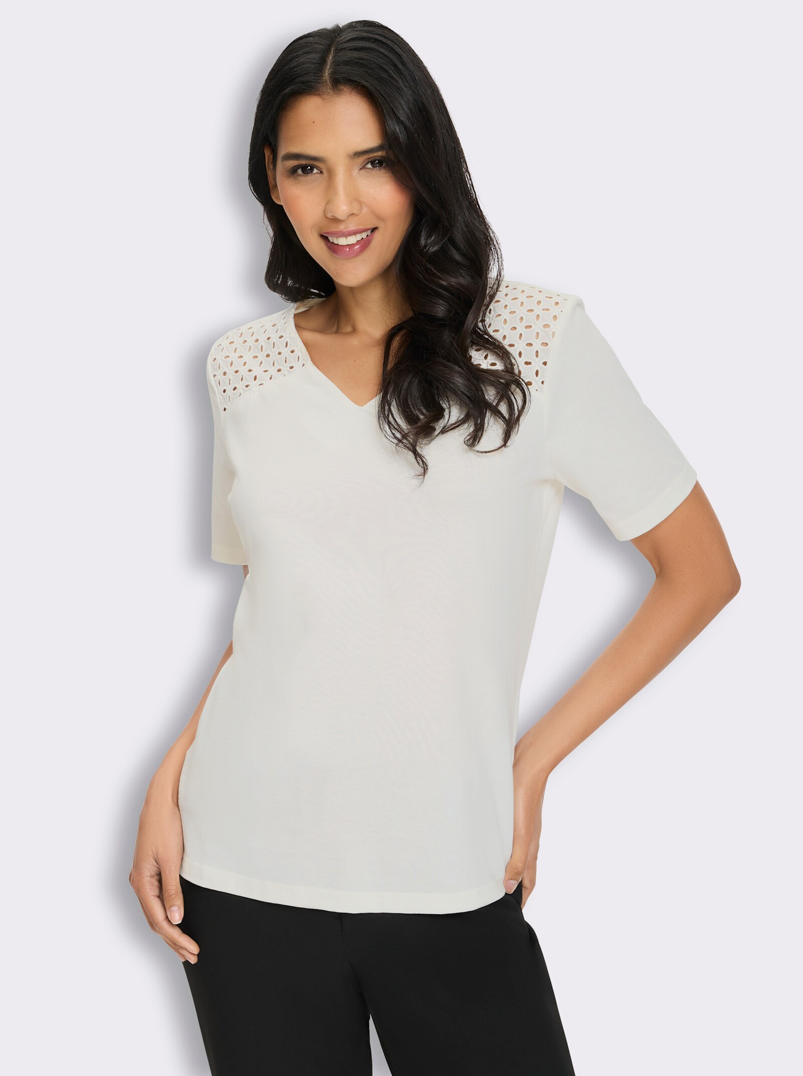 Kurzarmshirt mit Spitzendetails - ecru