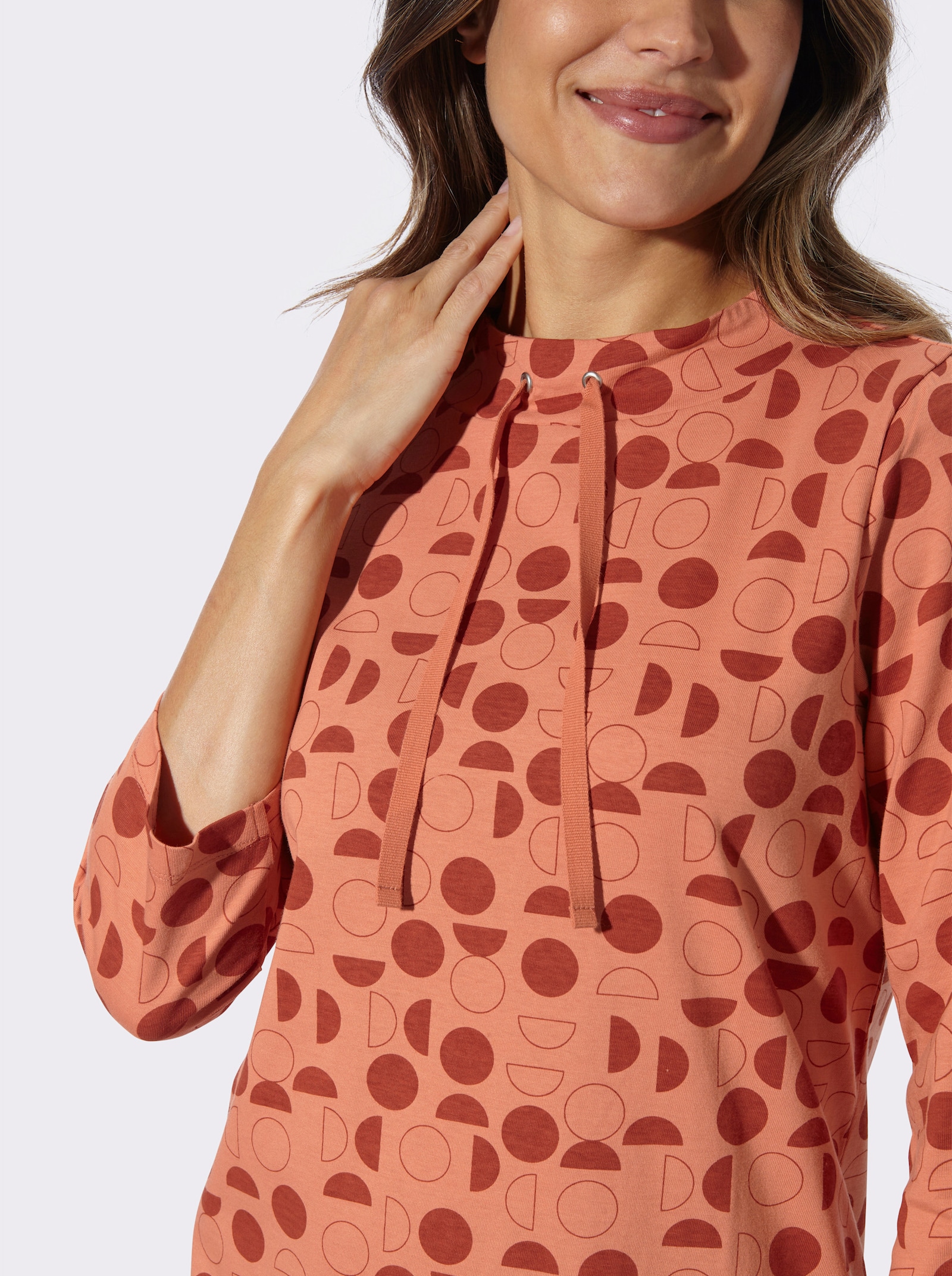 Longshirt mit Seitenschlitzen - papaya-rostrot-bedruckt