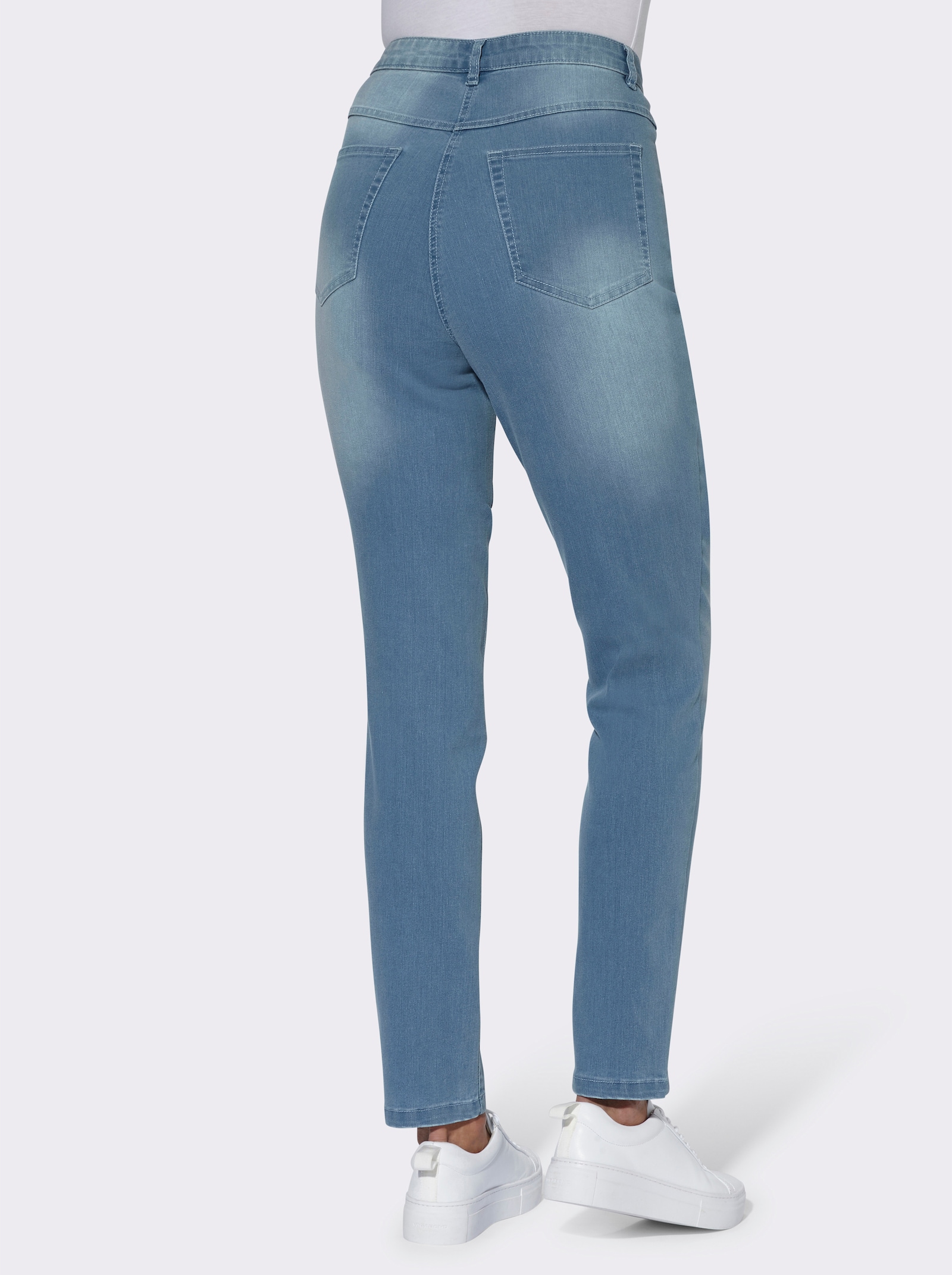High-waist-Jeans in Karottenform - blue-bleached