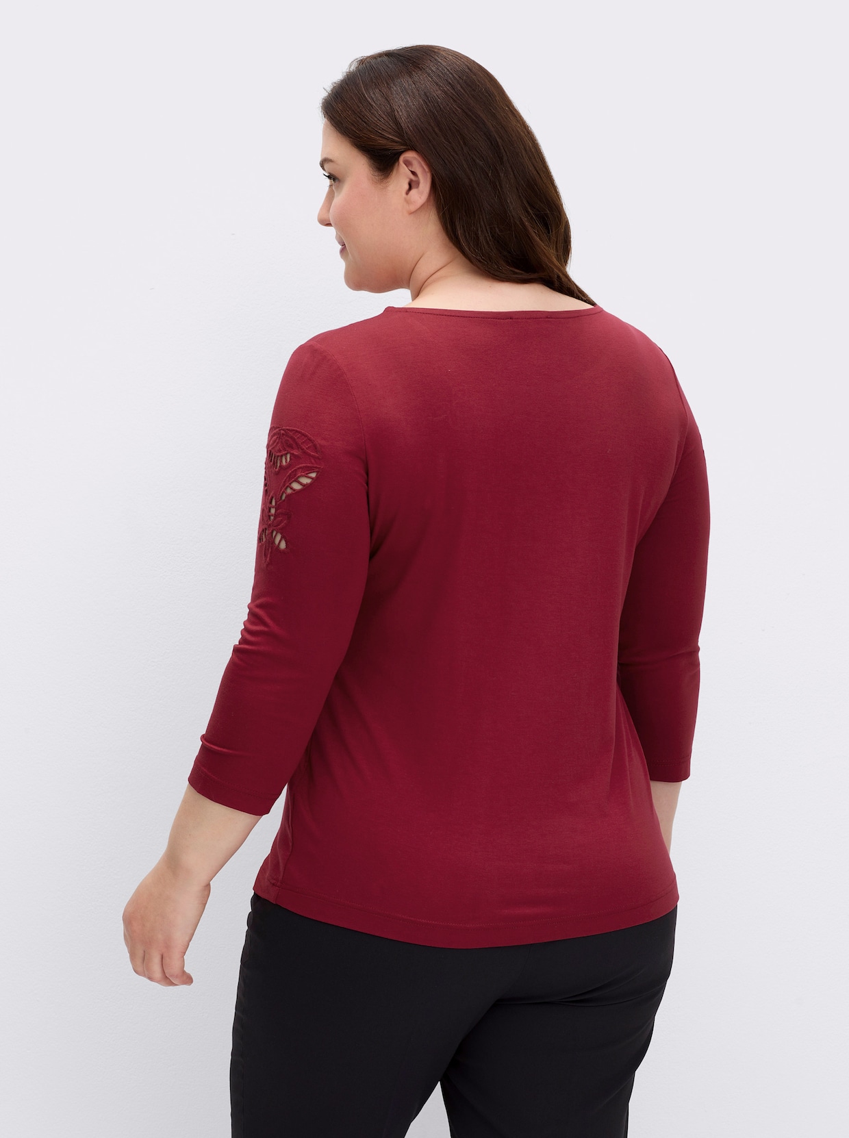 Rundhalsshirt in Viskose-Qualität - dunkelrot