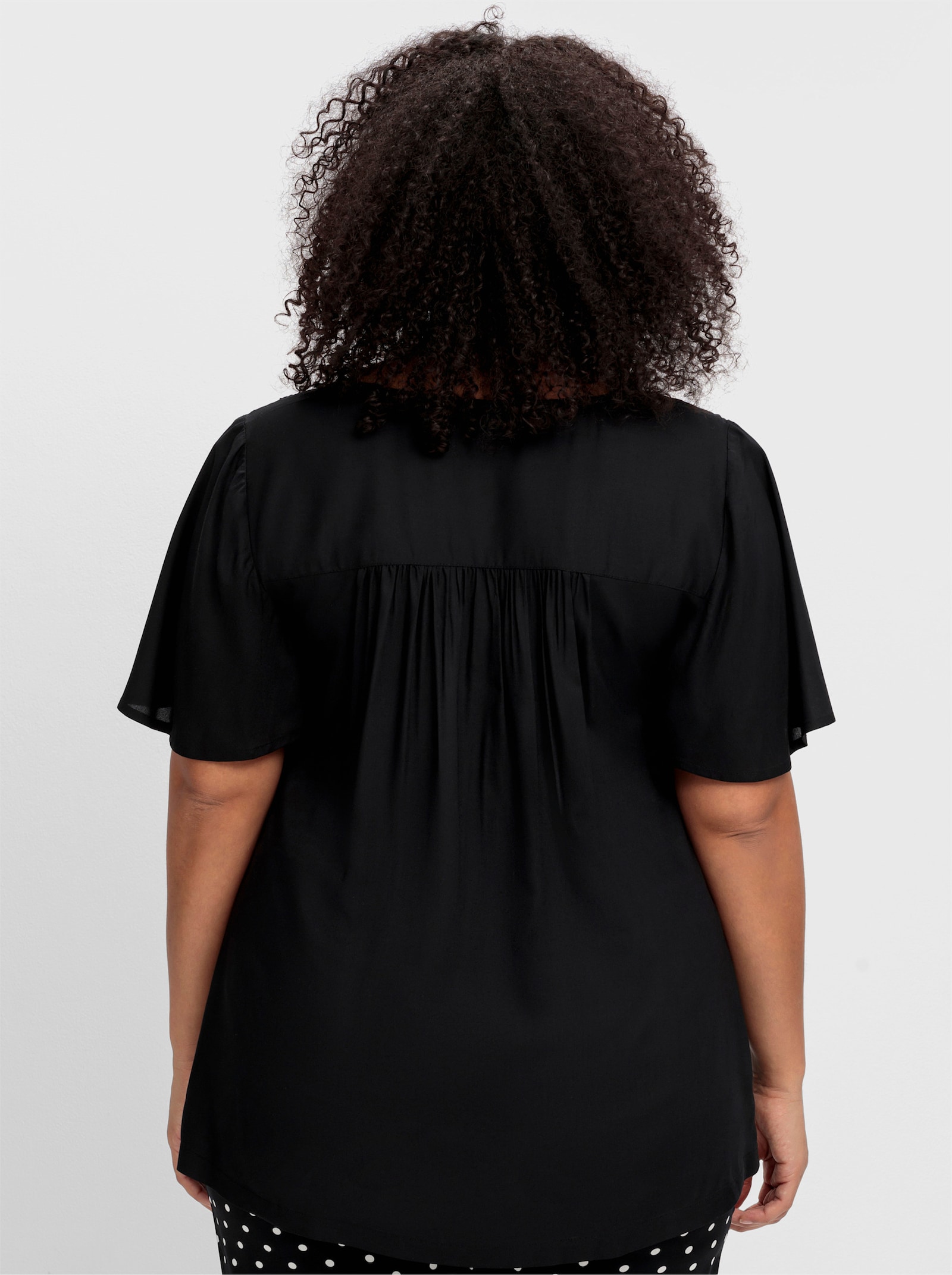 sheego Tuniek in lichte A-lijn - zwart