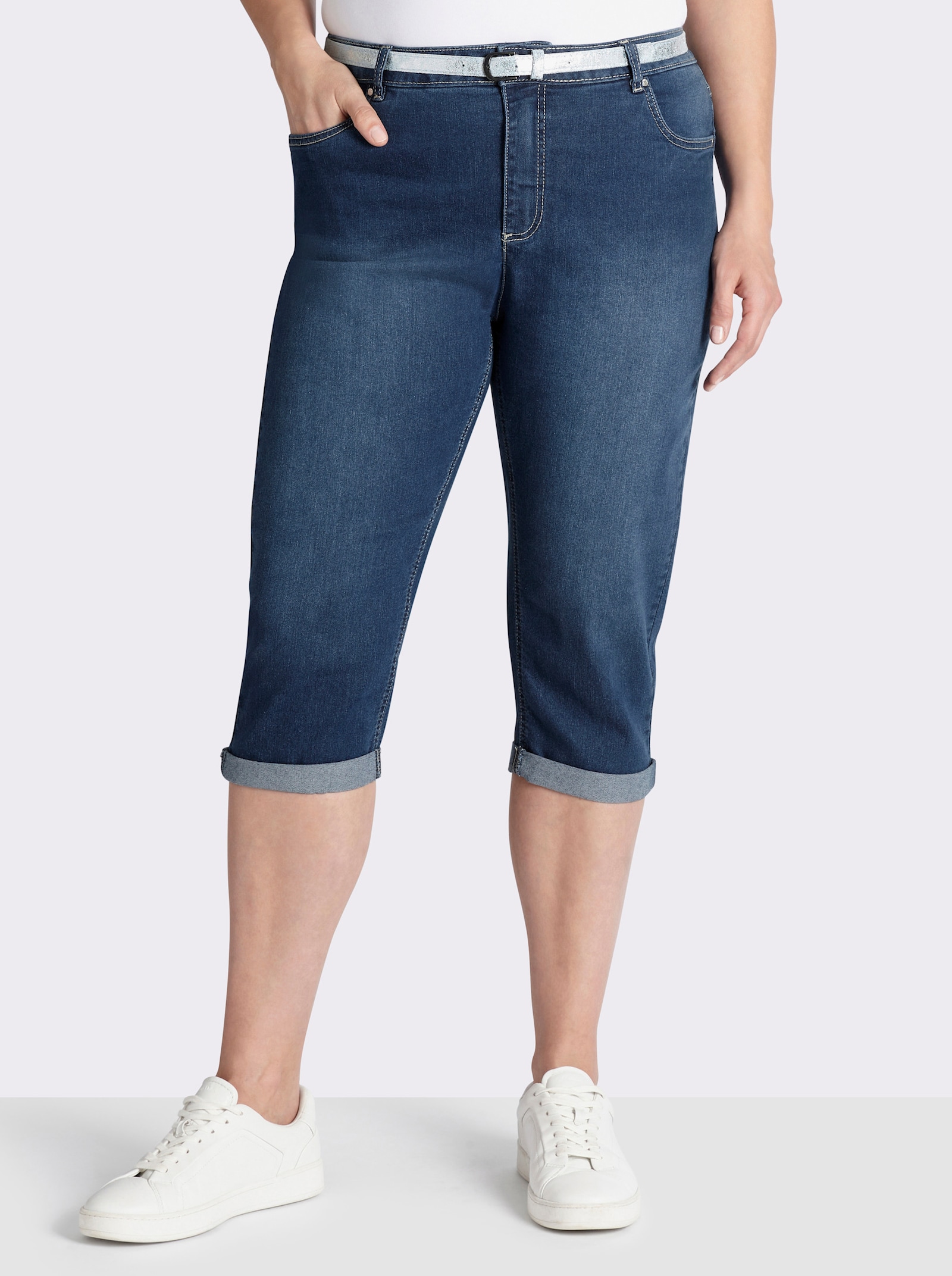 Caprijeans inklusive Gürtel - blue-stone-washed