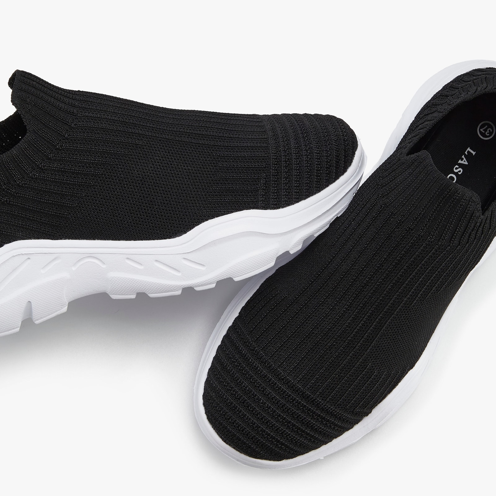 LASCANA Sneaker - schwarz