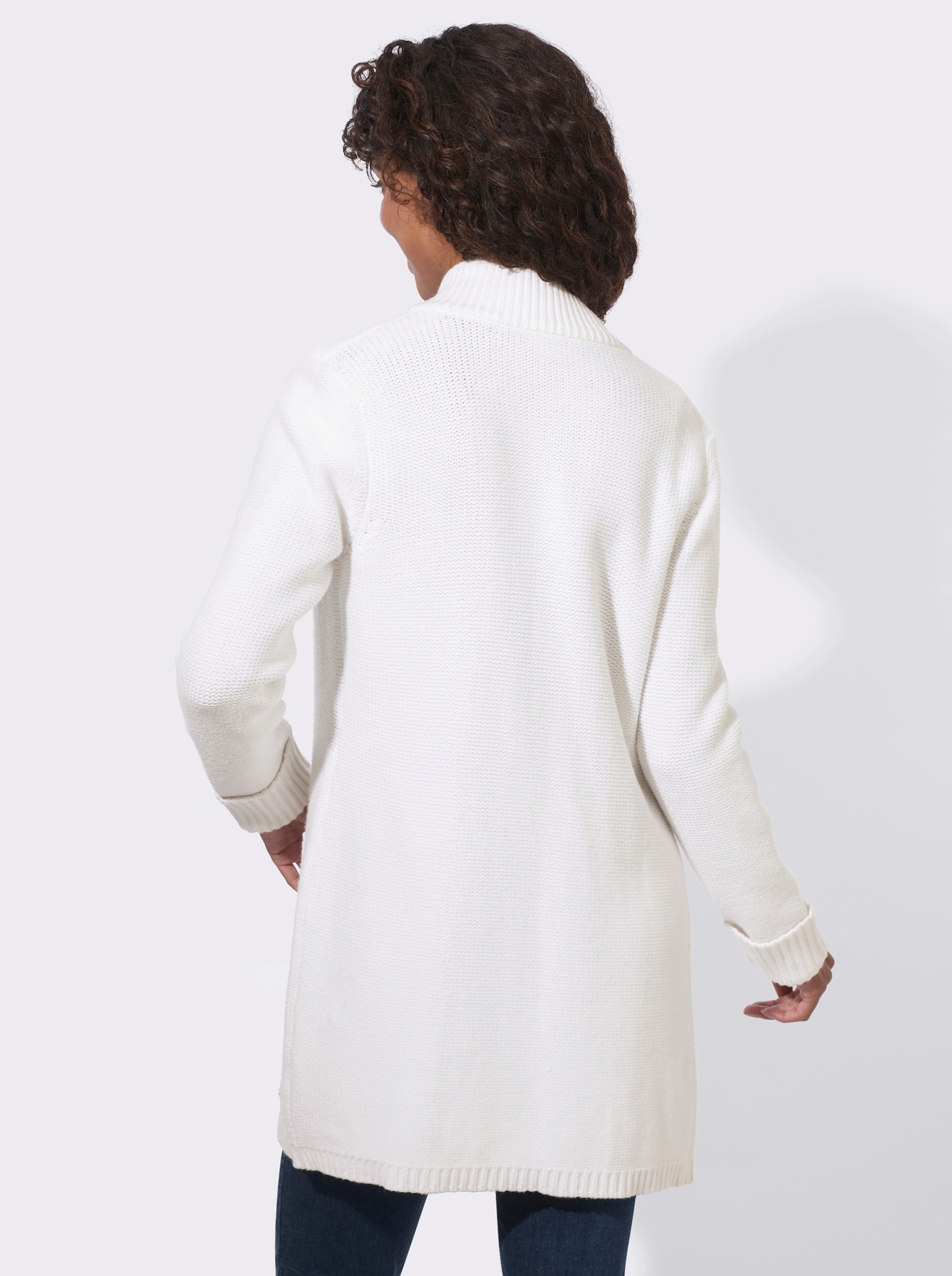 Longstrickjacke im modischen Linksstrick - ecru