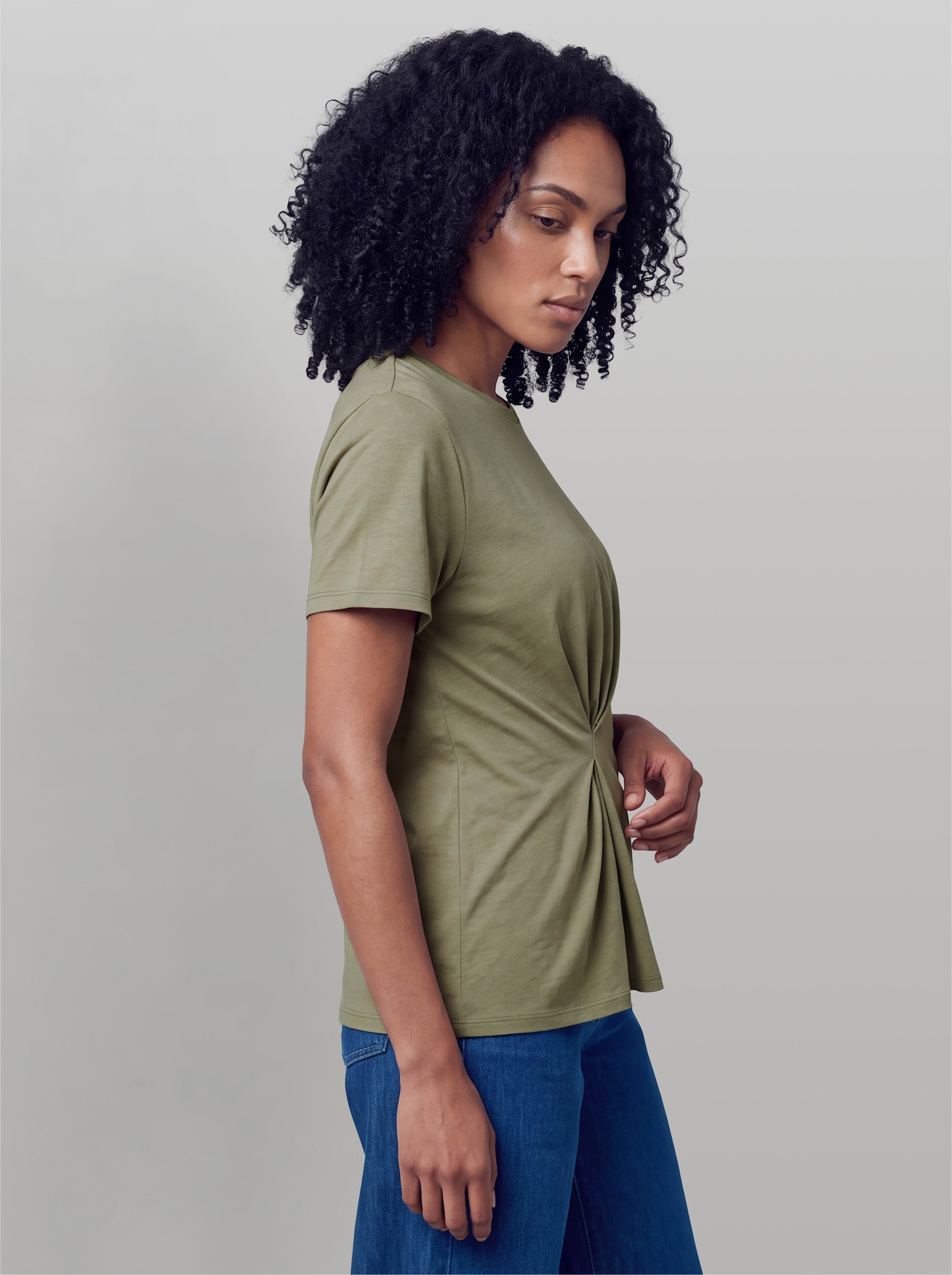 heine Kurzarmshirt mit Faltenwurf - khaki