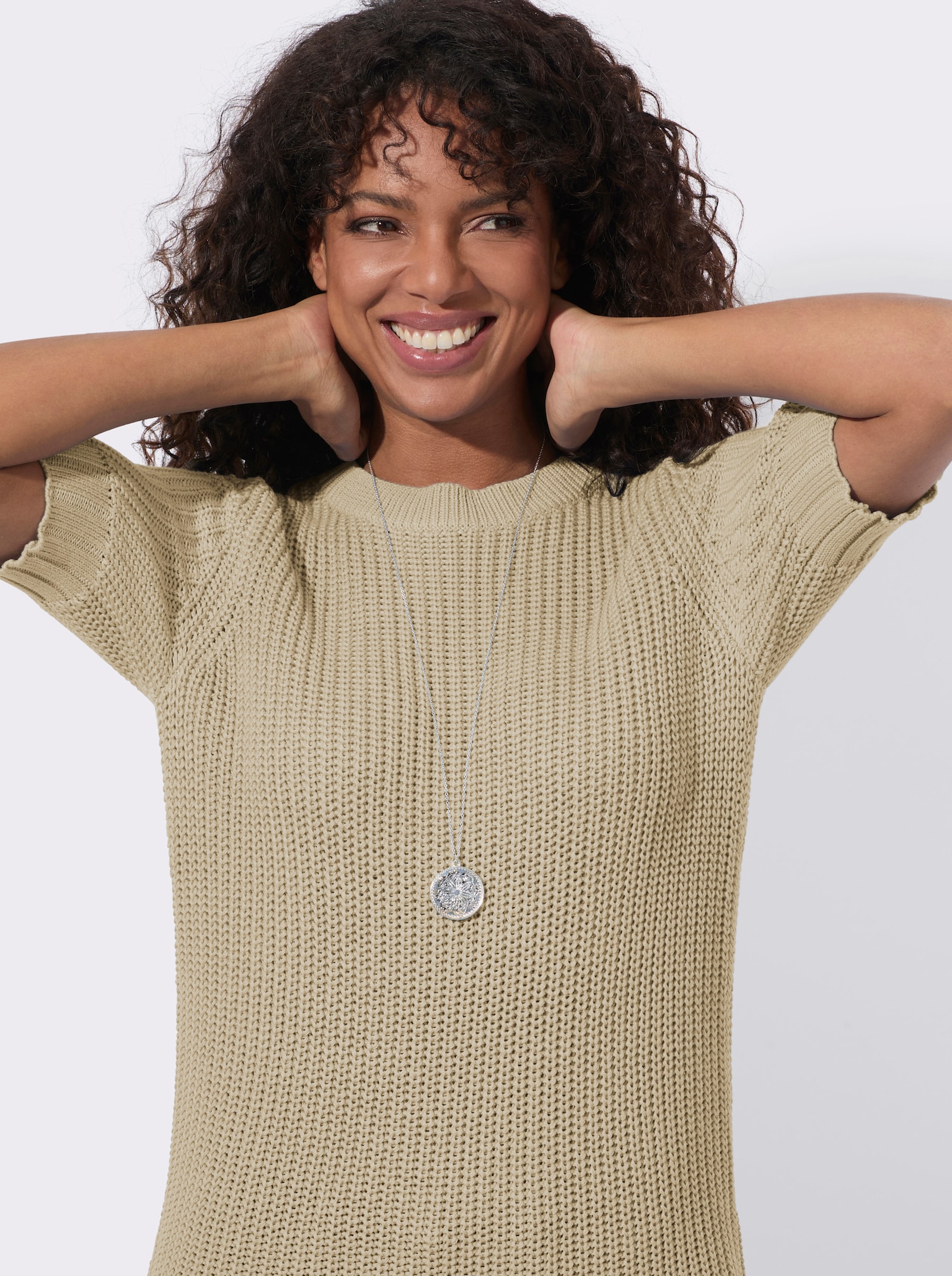Kurzarmpullover mit Strickmuster - sand