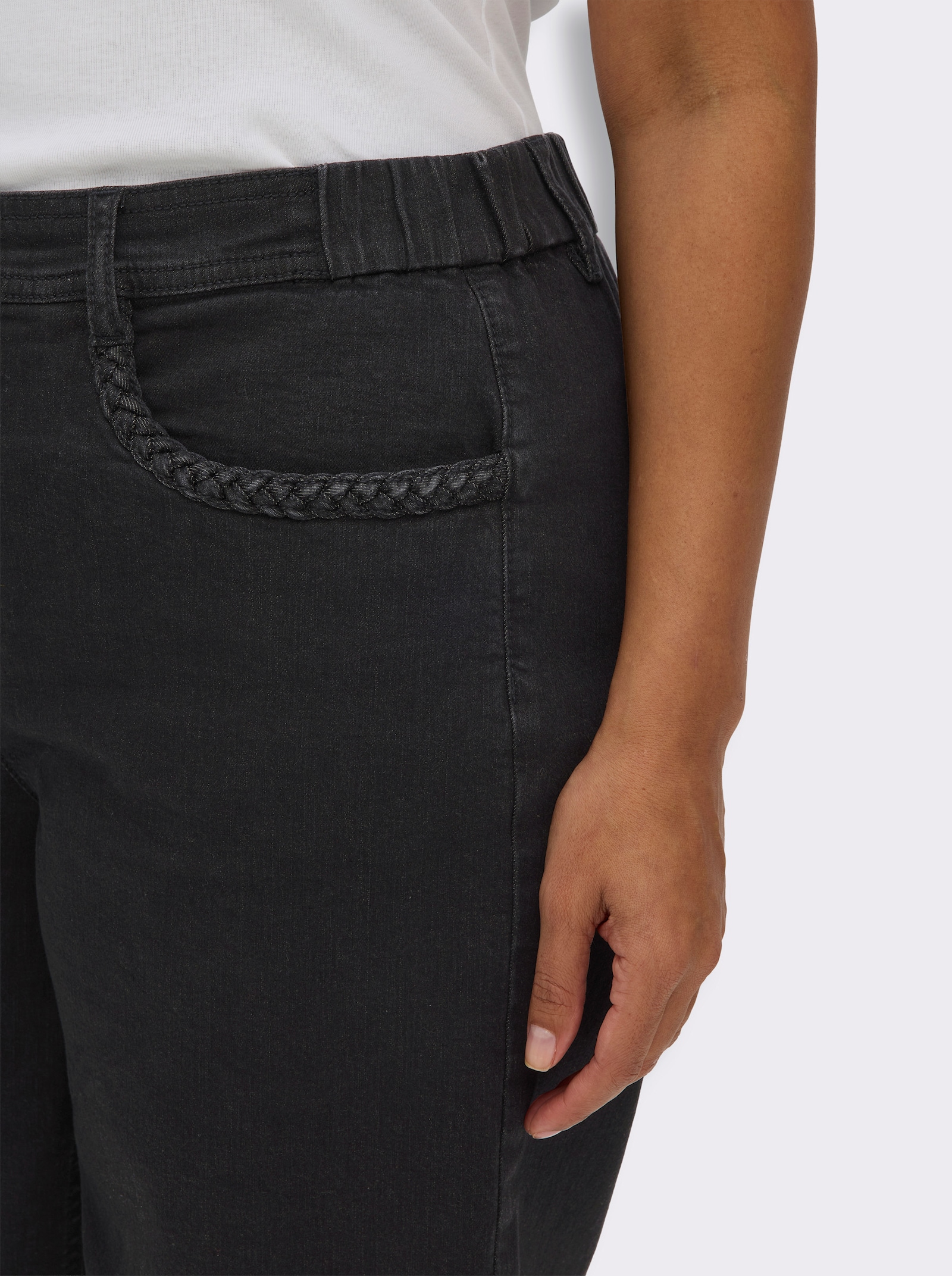 sheego Jeans mit Barrel-Leg und Flechtdetail - black denim