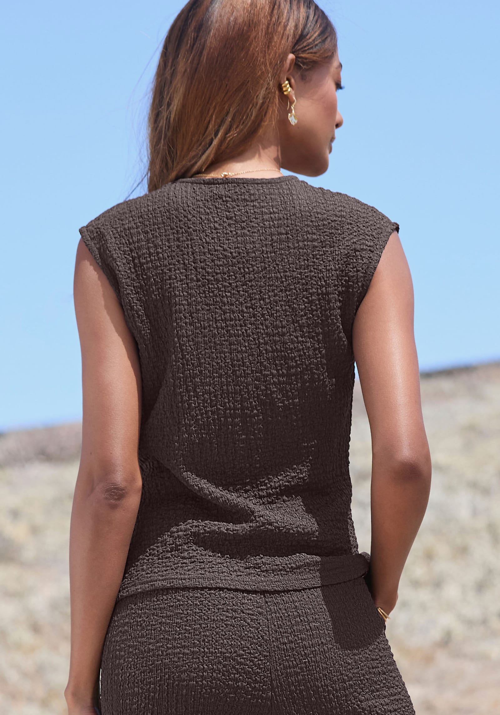 LASCANA Kurzarmshirt - dunkelbraun