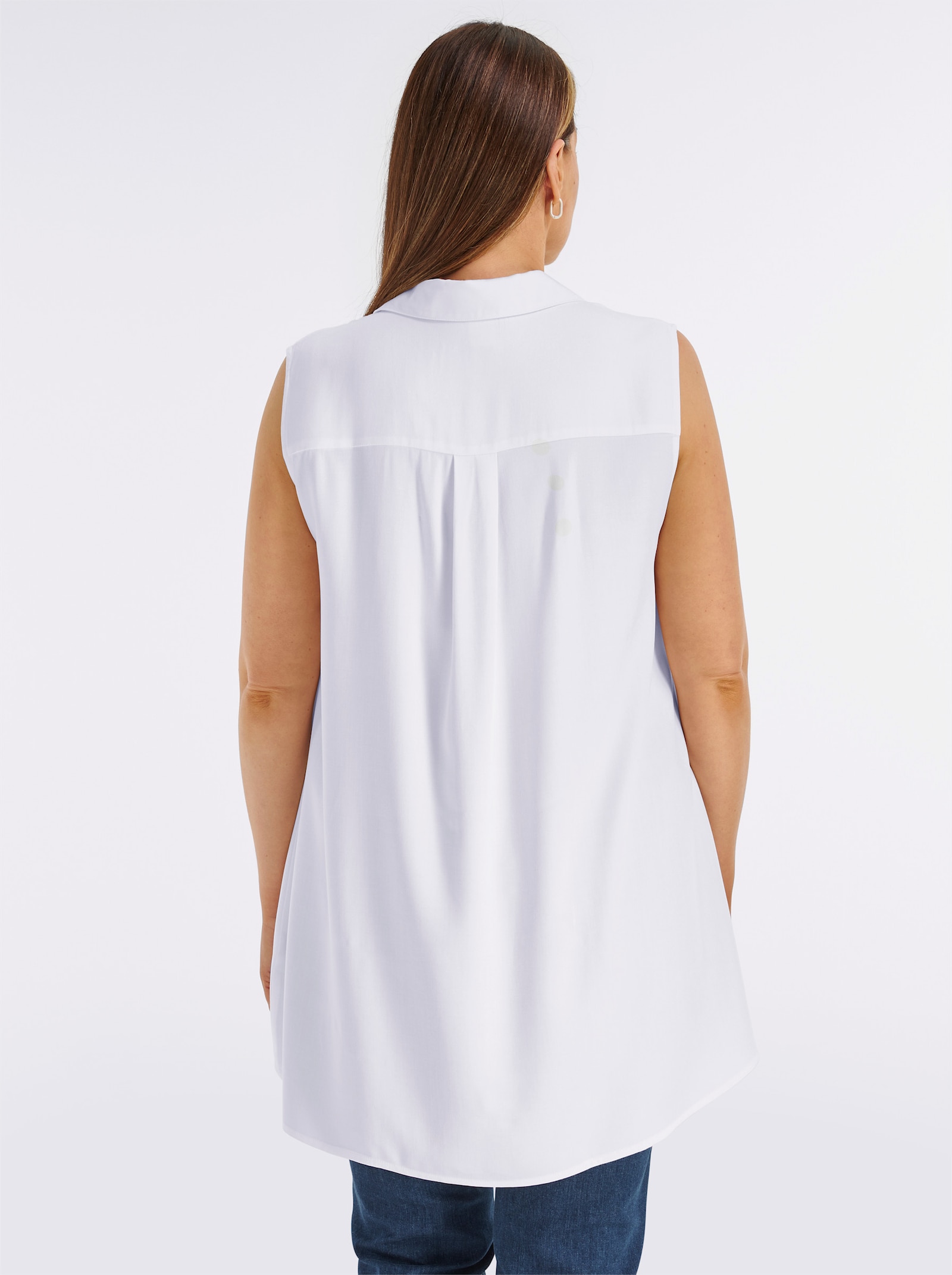 Ärmellose Bluse mit Zierknopfleiste - ecru