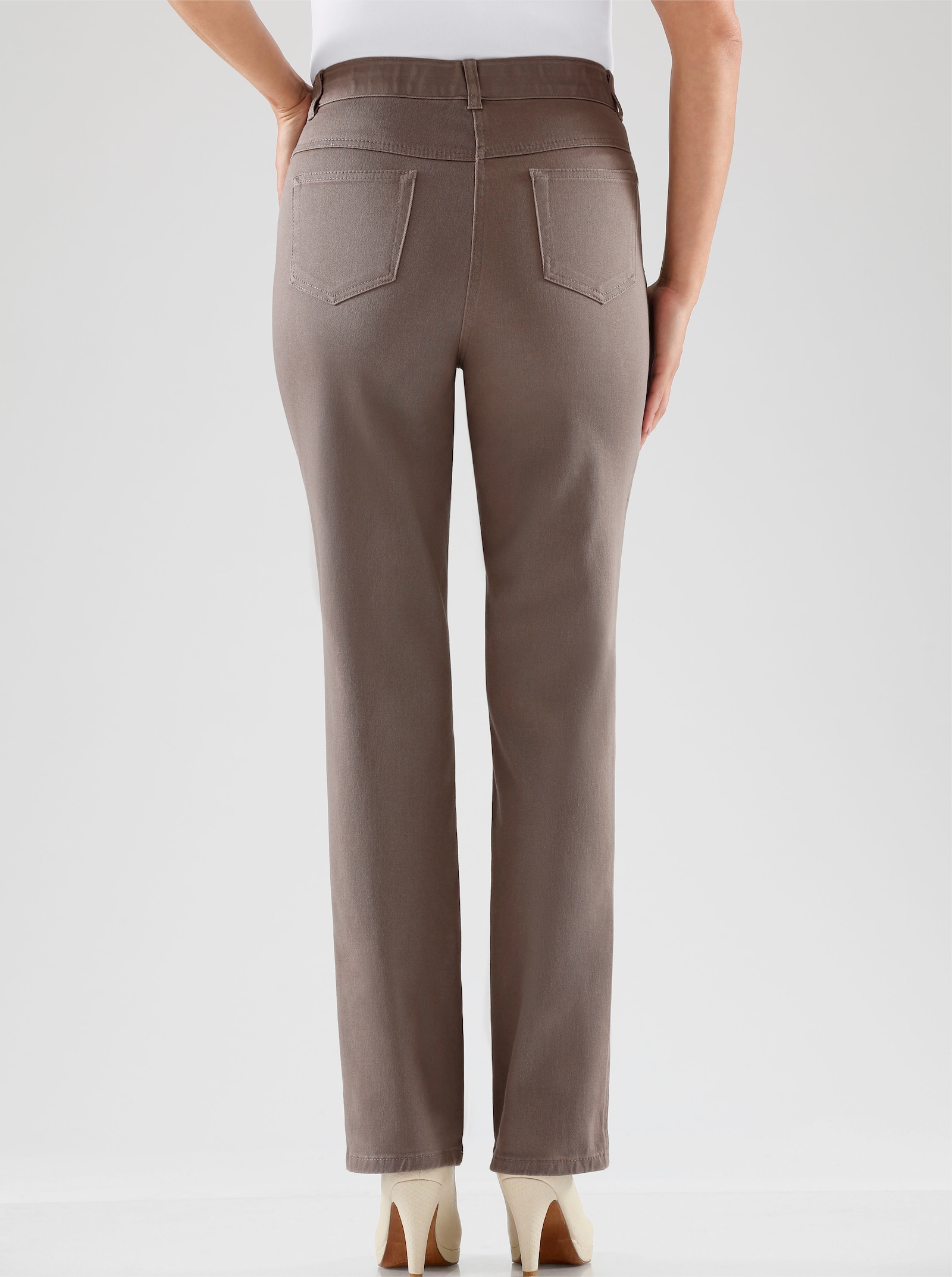 Džíny s 5 kapsami a rovným střihem - taupe