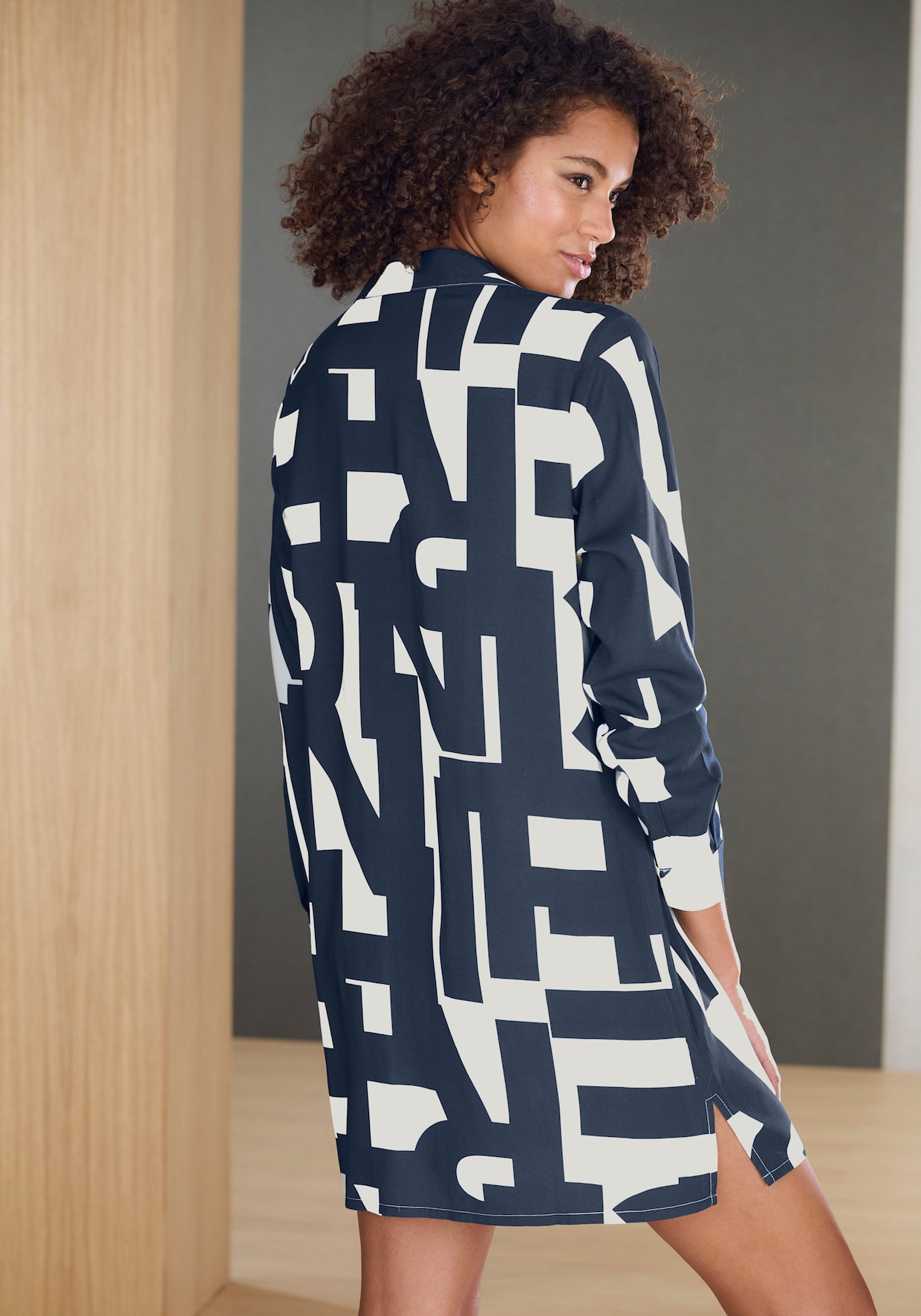 Chemise de nuit - bleu foncé-blanc à motifs