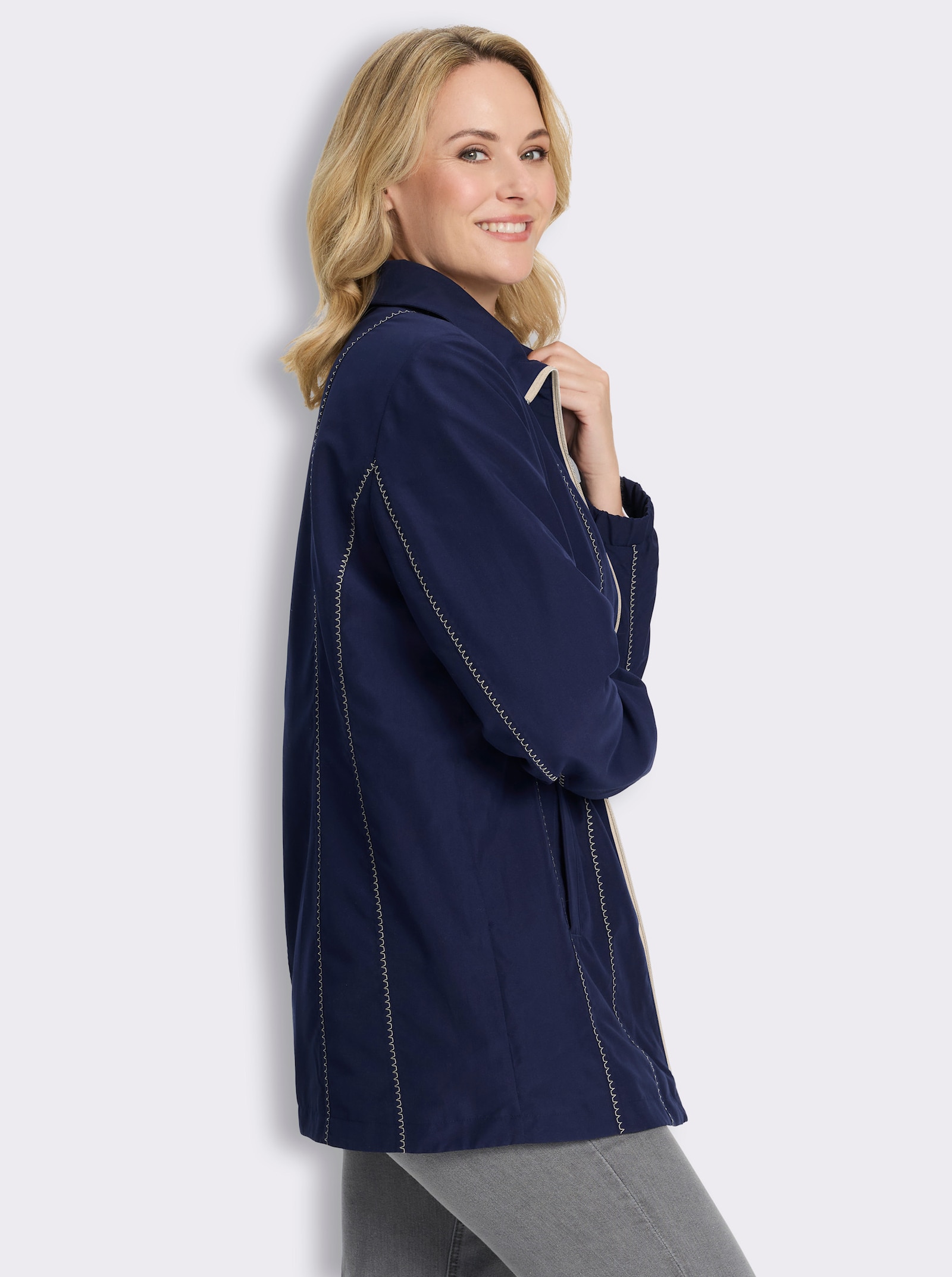 Jacke mit Kontrastnähten - marine