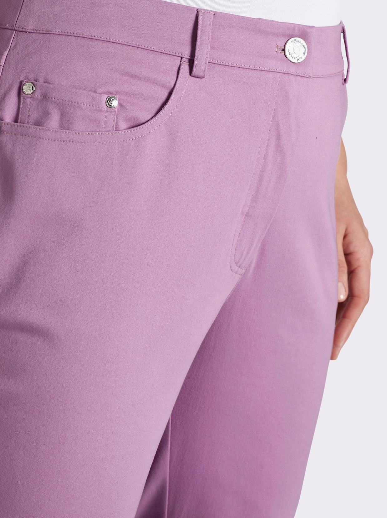 sheego 7/8-Hose in leichter Bootcut-Form - orchidee