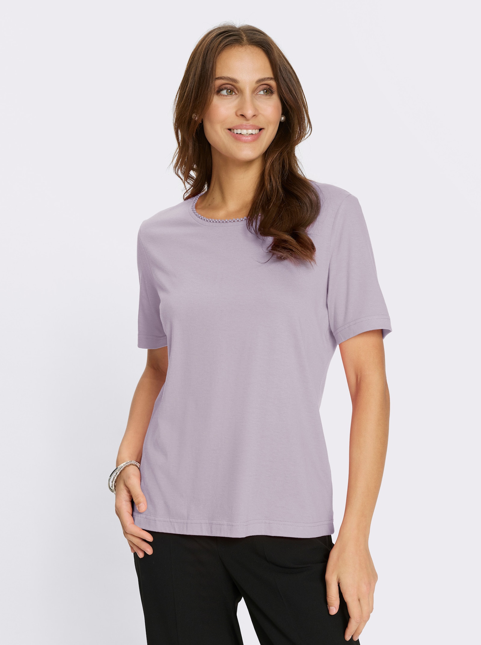 Kurzarmshirt mit Zierperlen - flieder