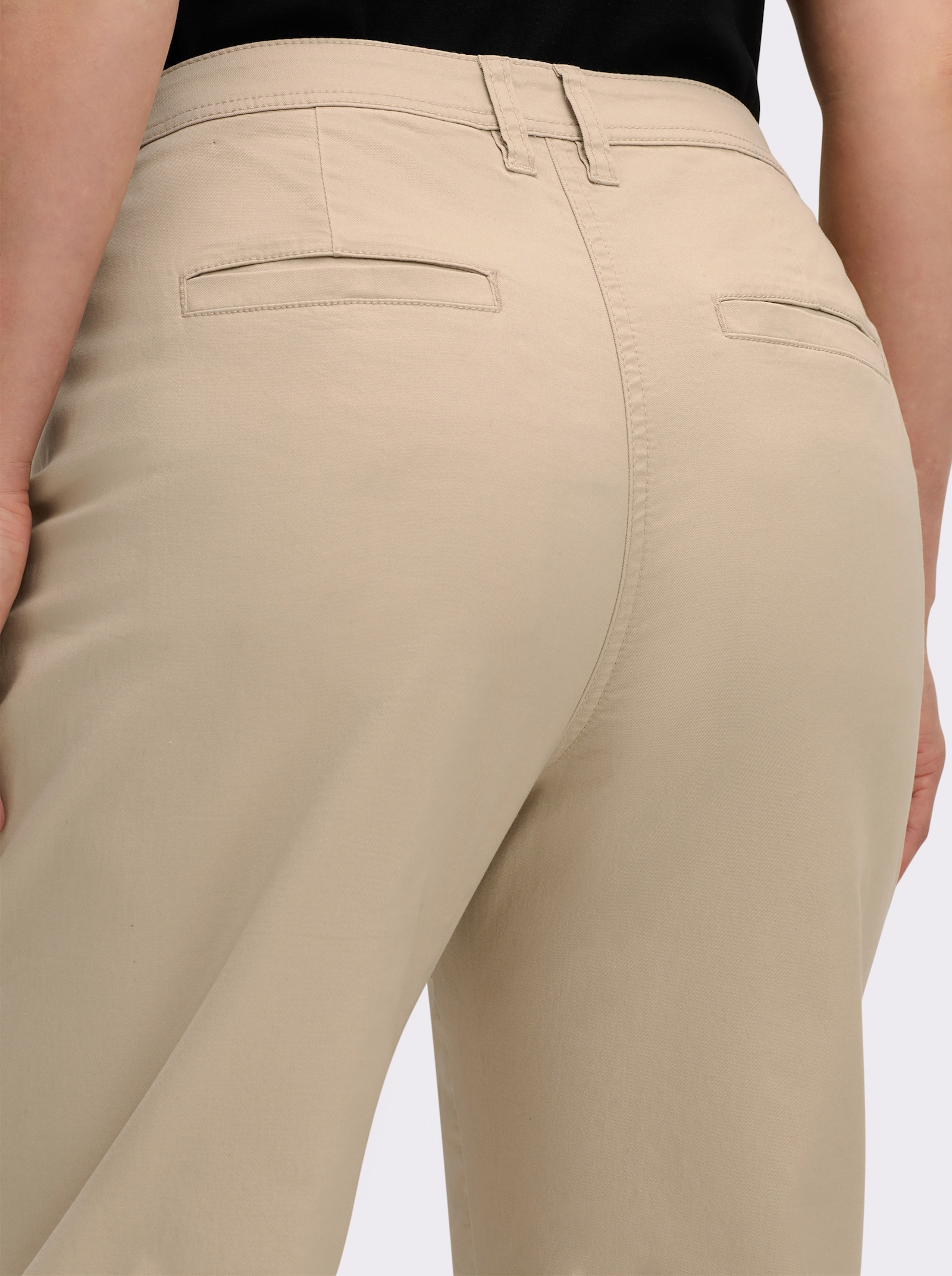 sheego Chinohose mit Paspeltaschen hinten - beige