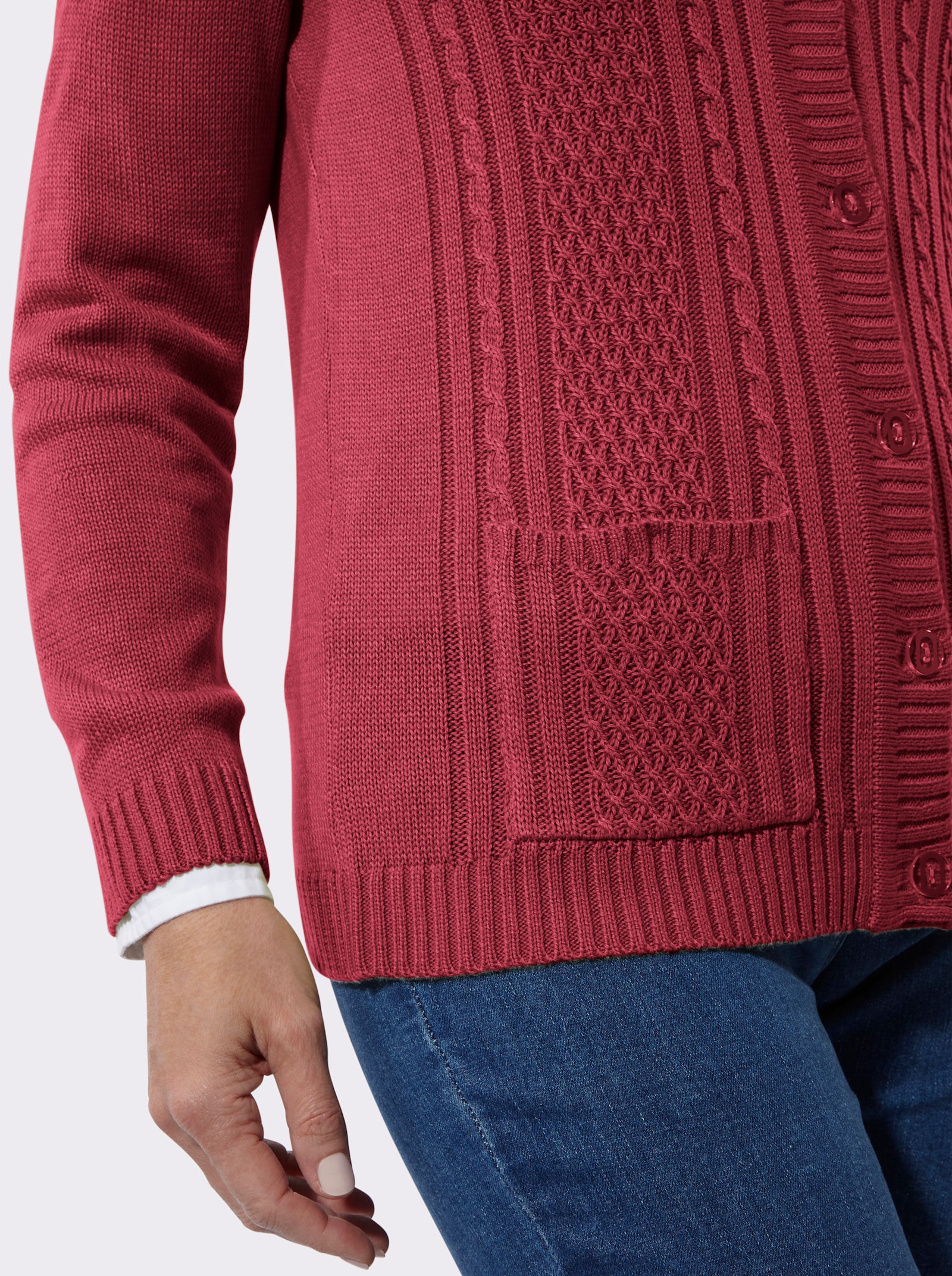 Strickjacke mit Einstrickmuster - kirsche