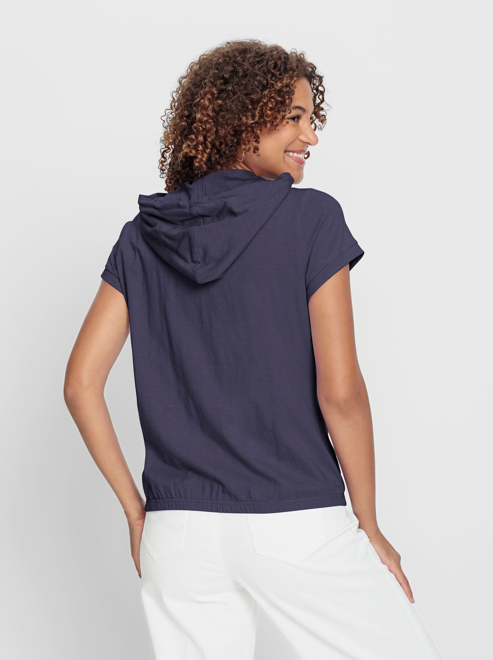 Sweatjacke mit Nahttaschen - marine