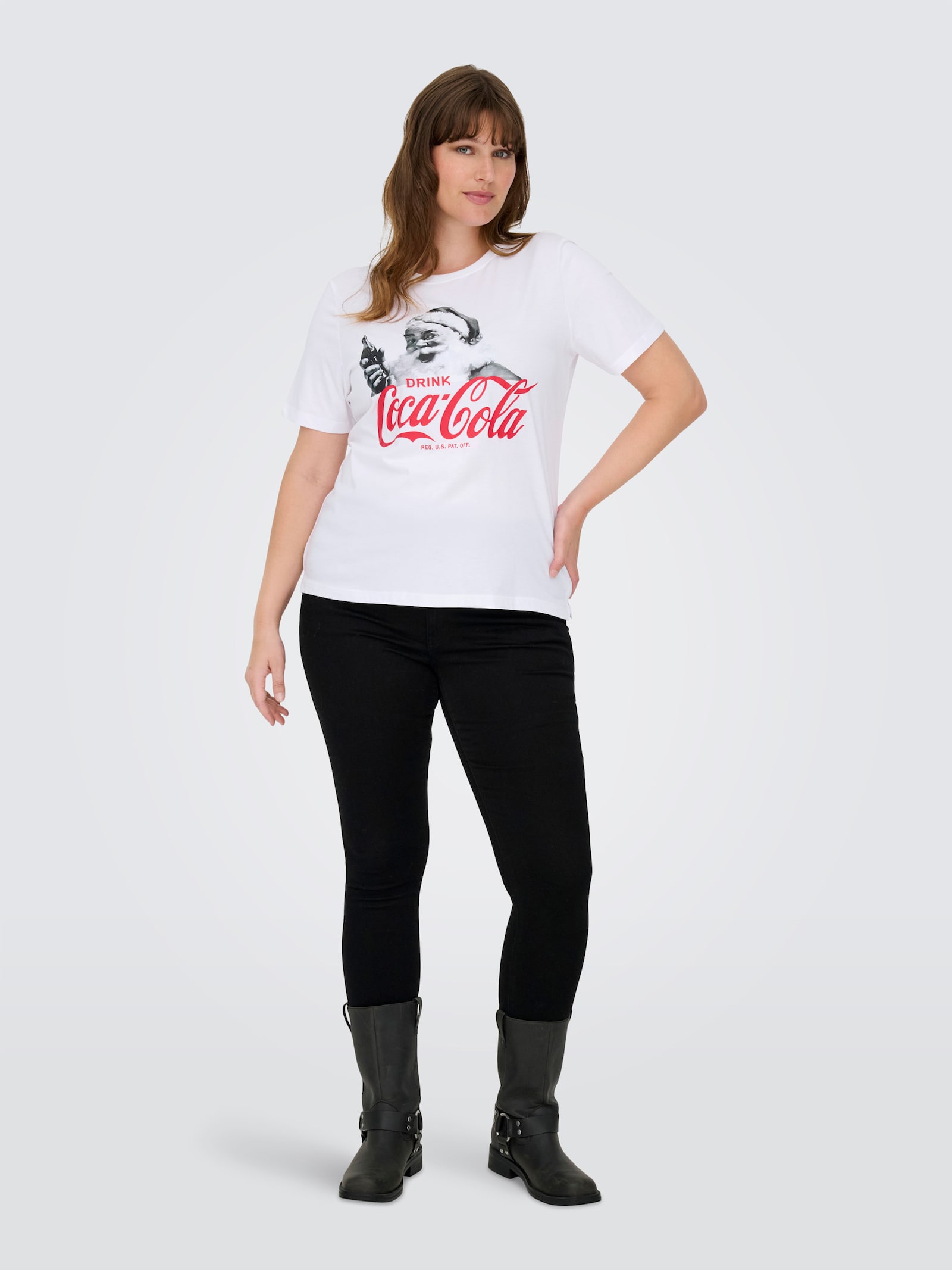 ONLY CARMAKOMA Kurzarmshirt - white print:coca cola santa