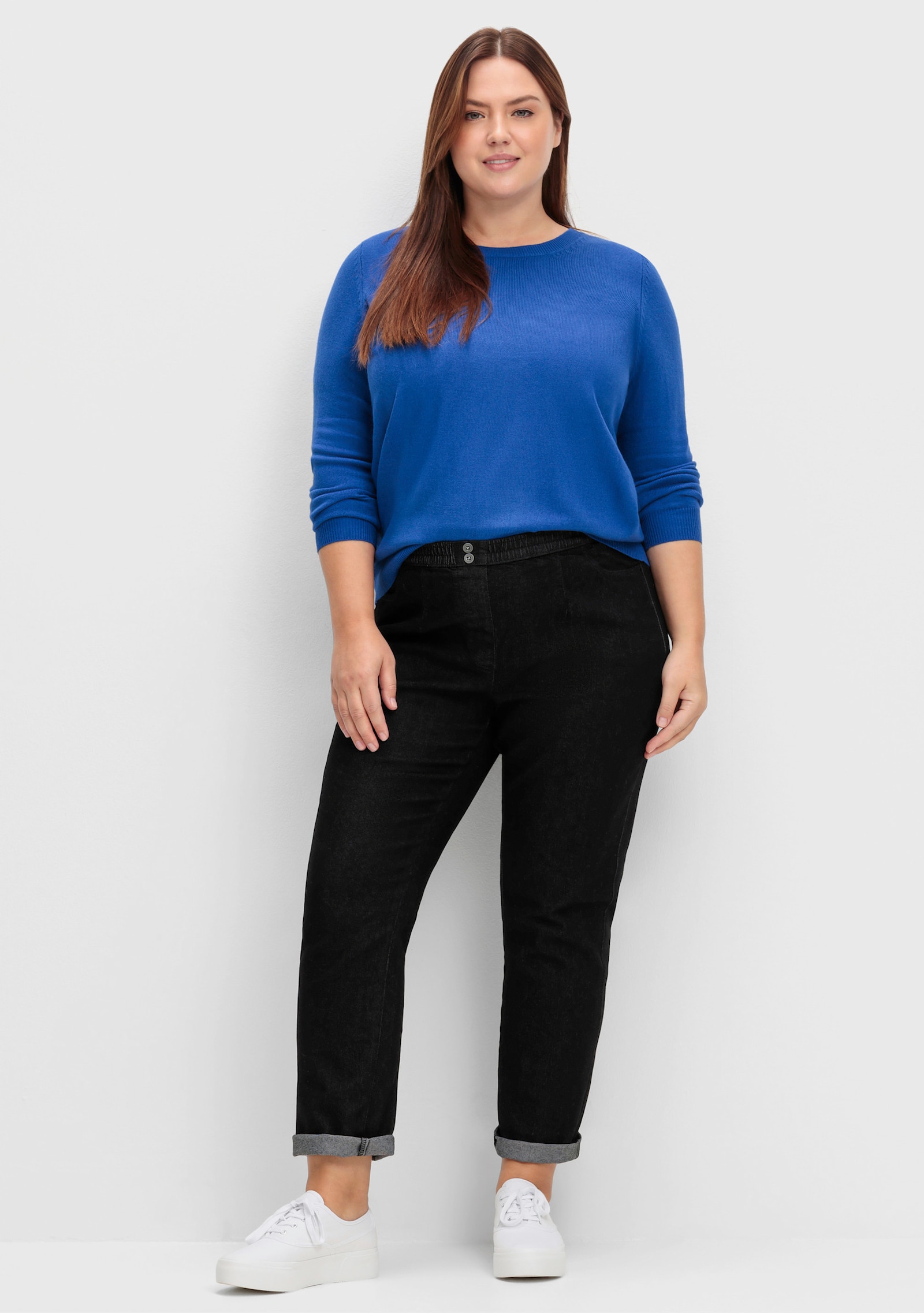 Rundhalspullover in Form gestrickt, wärmend - royalblau