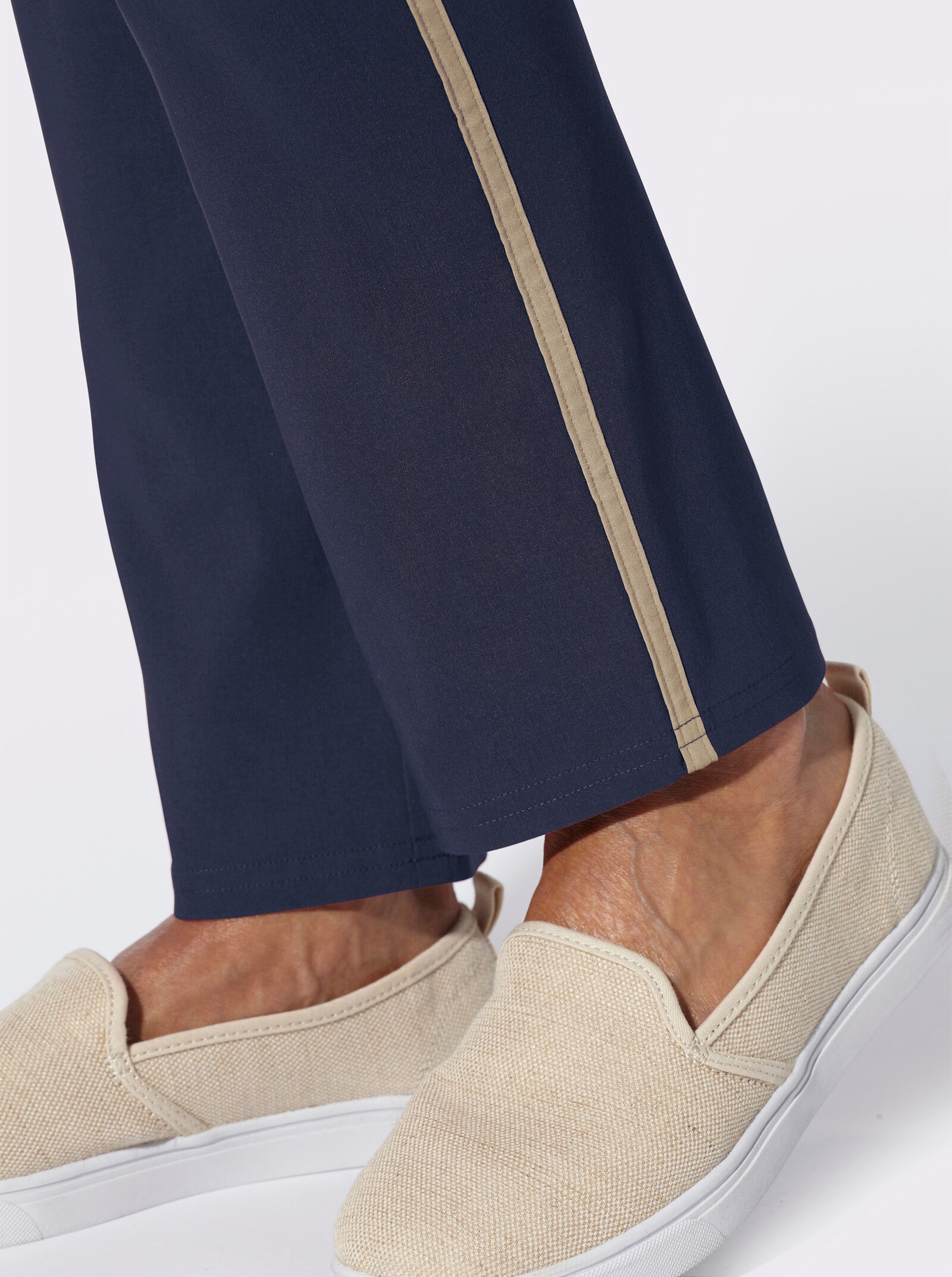 Bengalinhose mit seitlicher Kontrastpaspel - marine-sand