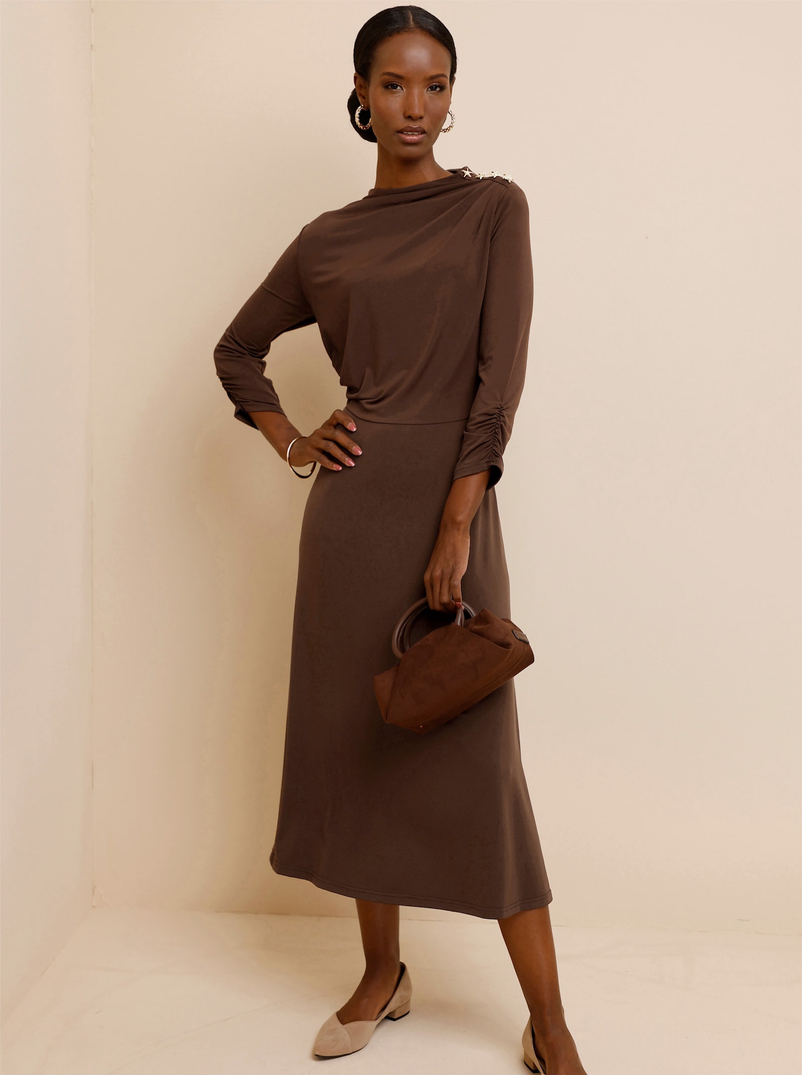 Jerseykleid mit Raffungen - schoko