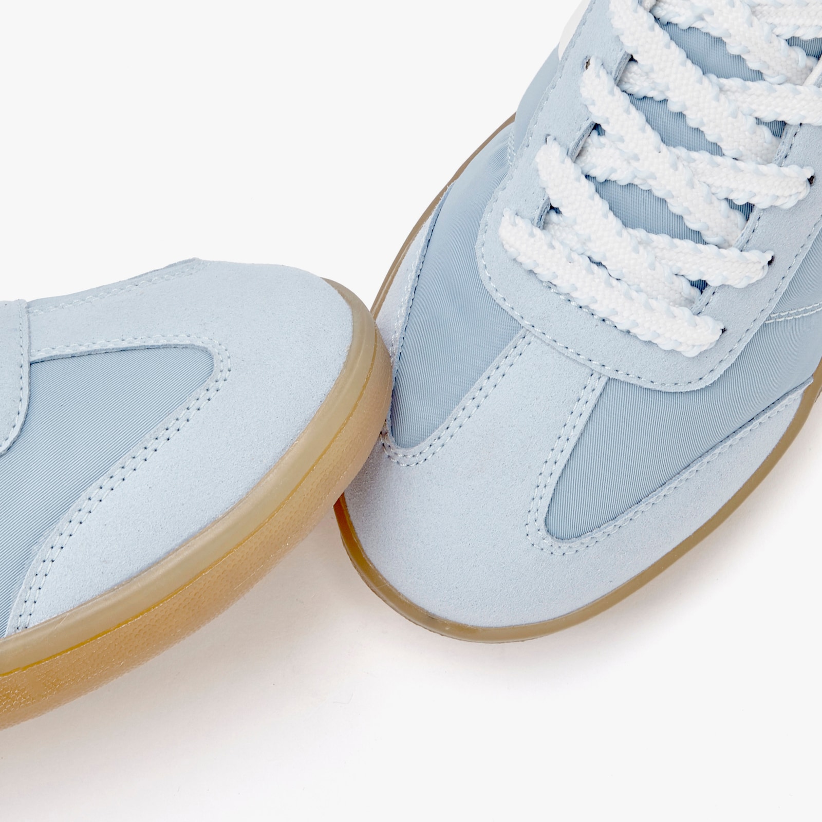 LASCANA Sneaker - lichtblauw/wit