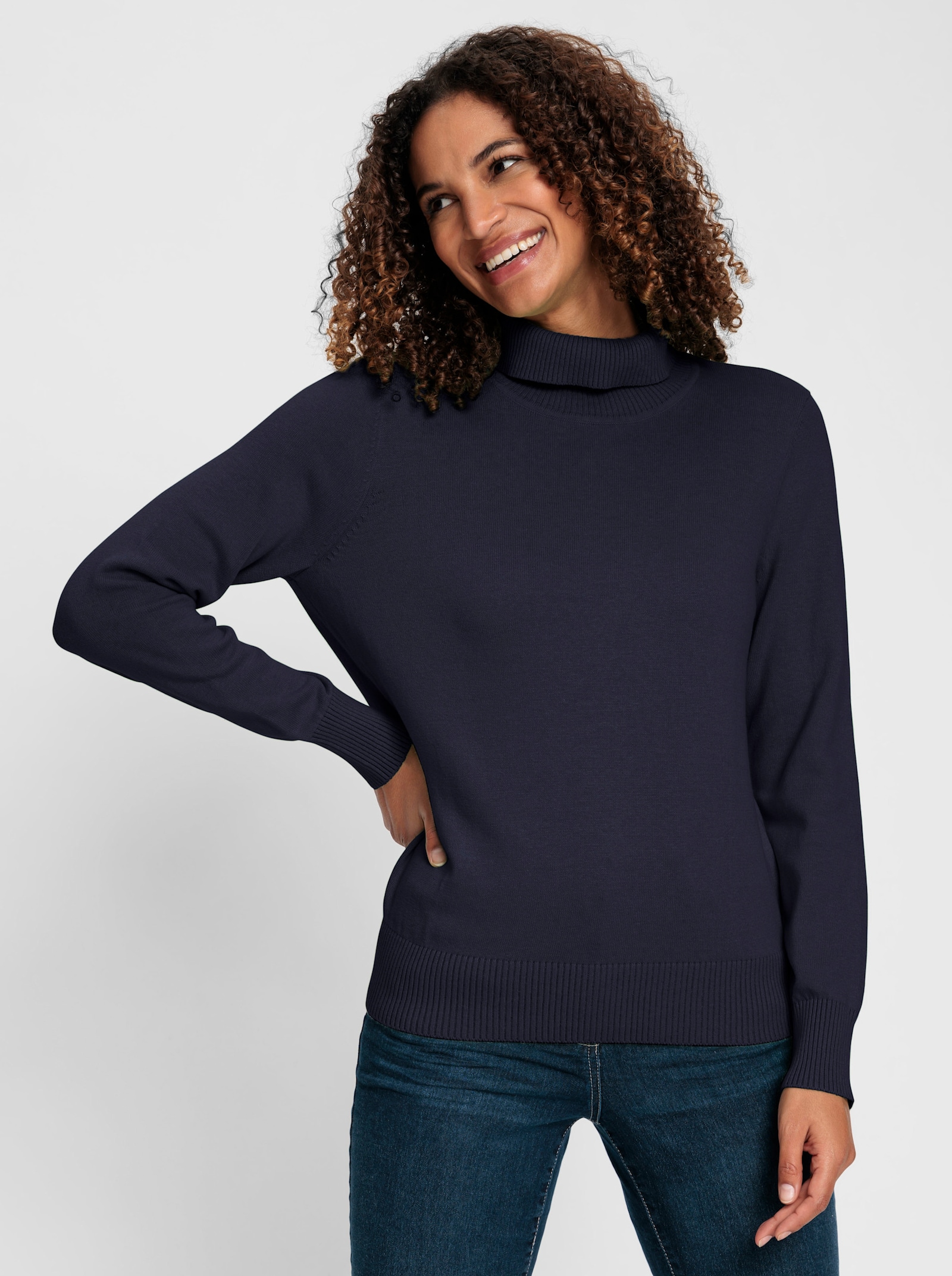 Rollkragenpullover aus Feinstrick - marine