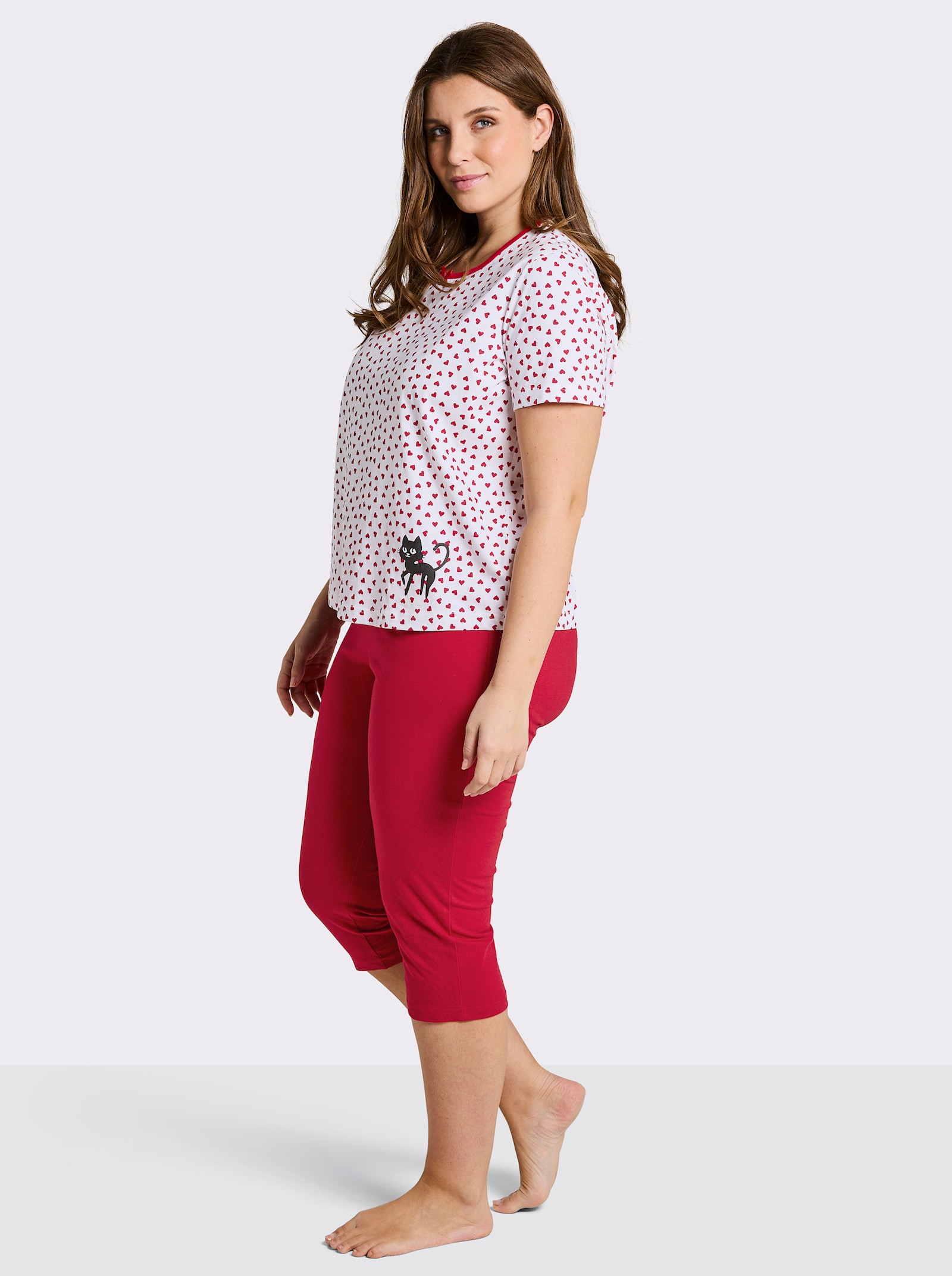 wäschepur Capri-Schlafanzüge mit Katzenmotiven - weiß-schwarz-bedruckt + weiß-rot-bedruckt