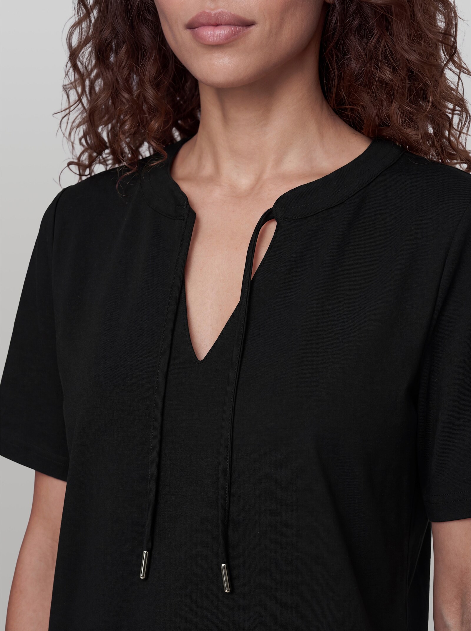 heine Shirt mit Bindeband - schwarz