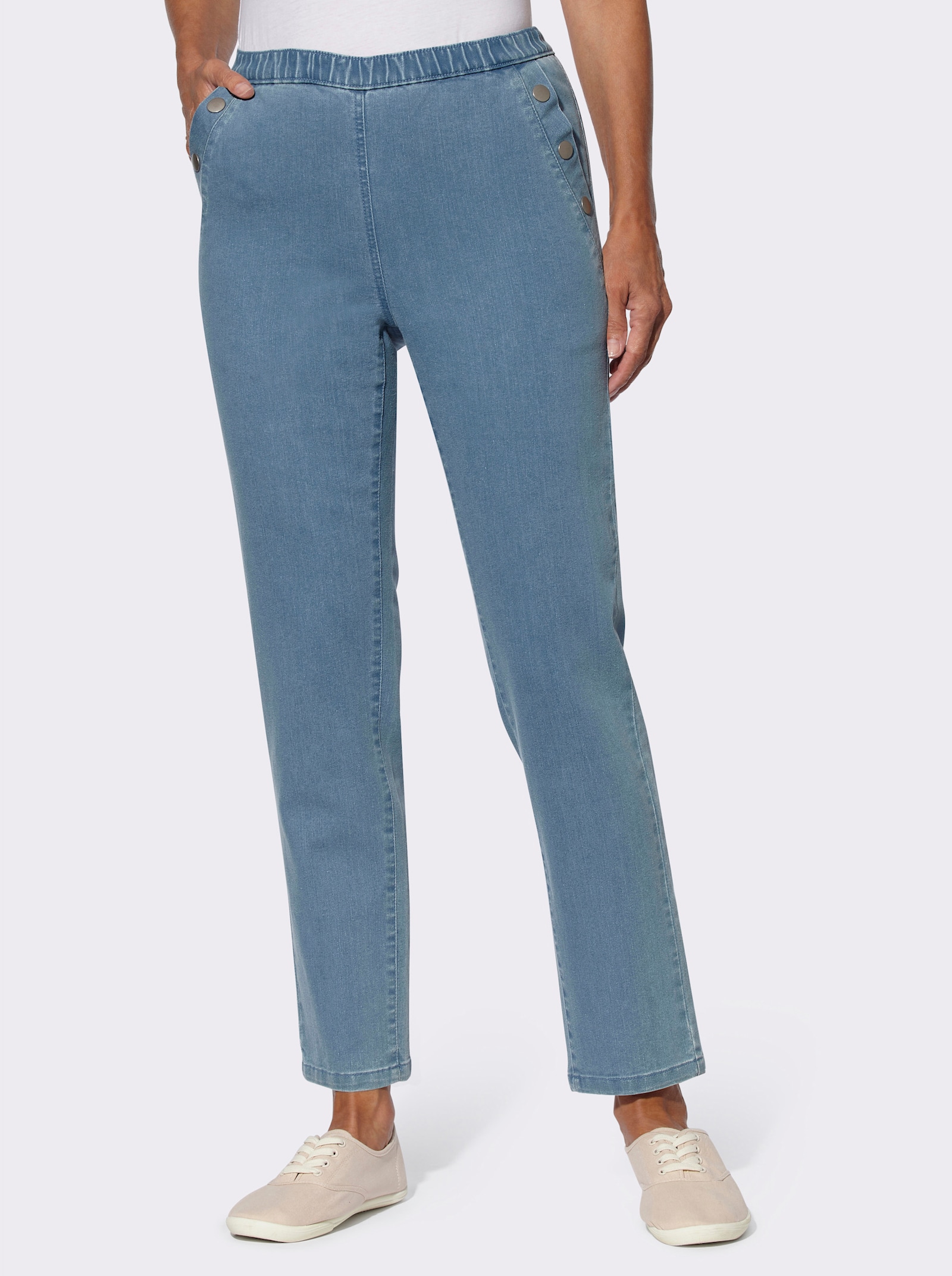 Jeans in verkürzter Form - blue-bleached