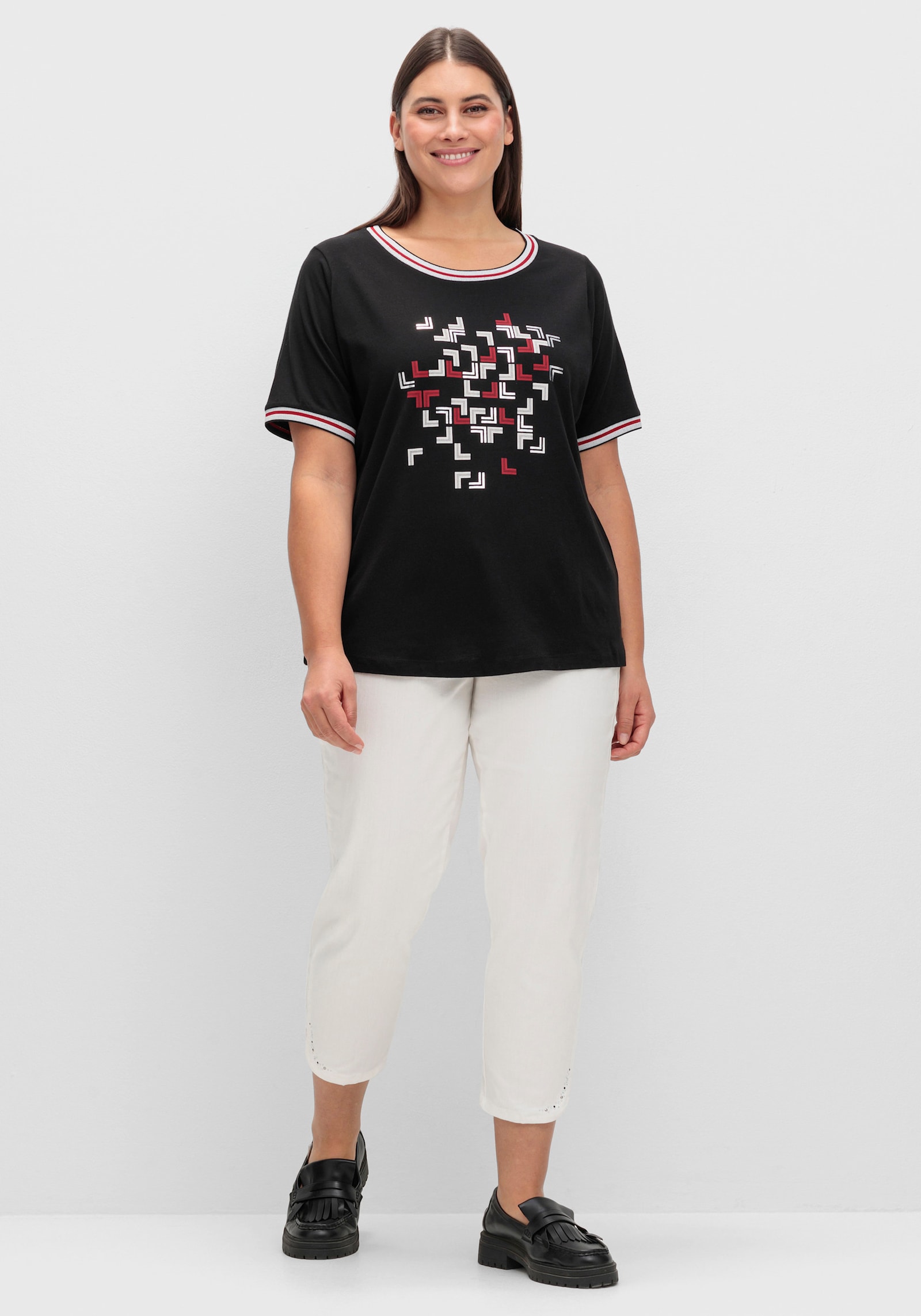 Rundhalsshirt mit Glanz- und Glitzer-Akzenten - schwarz-bedruckt