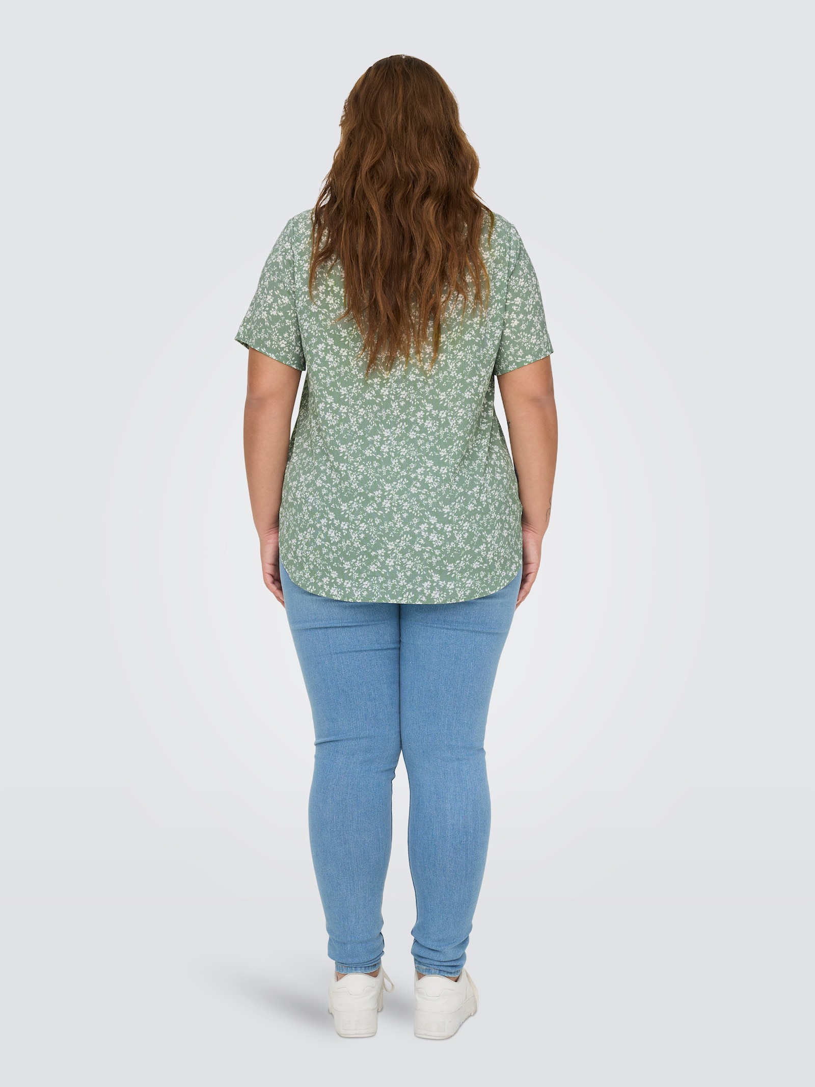 ONLY CARMAKOMA Shirtbluse - lilypad aop:emma mono flower