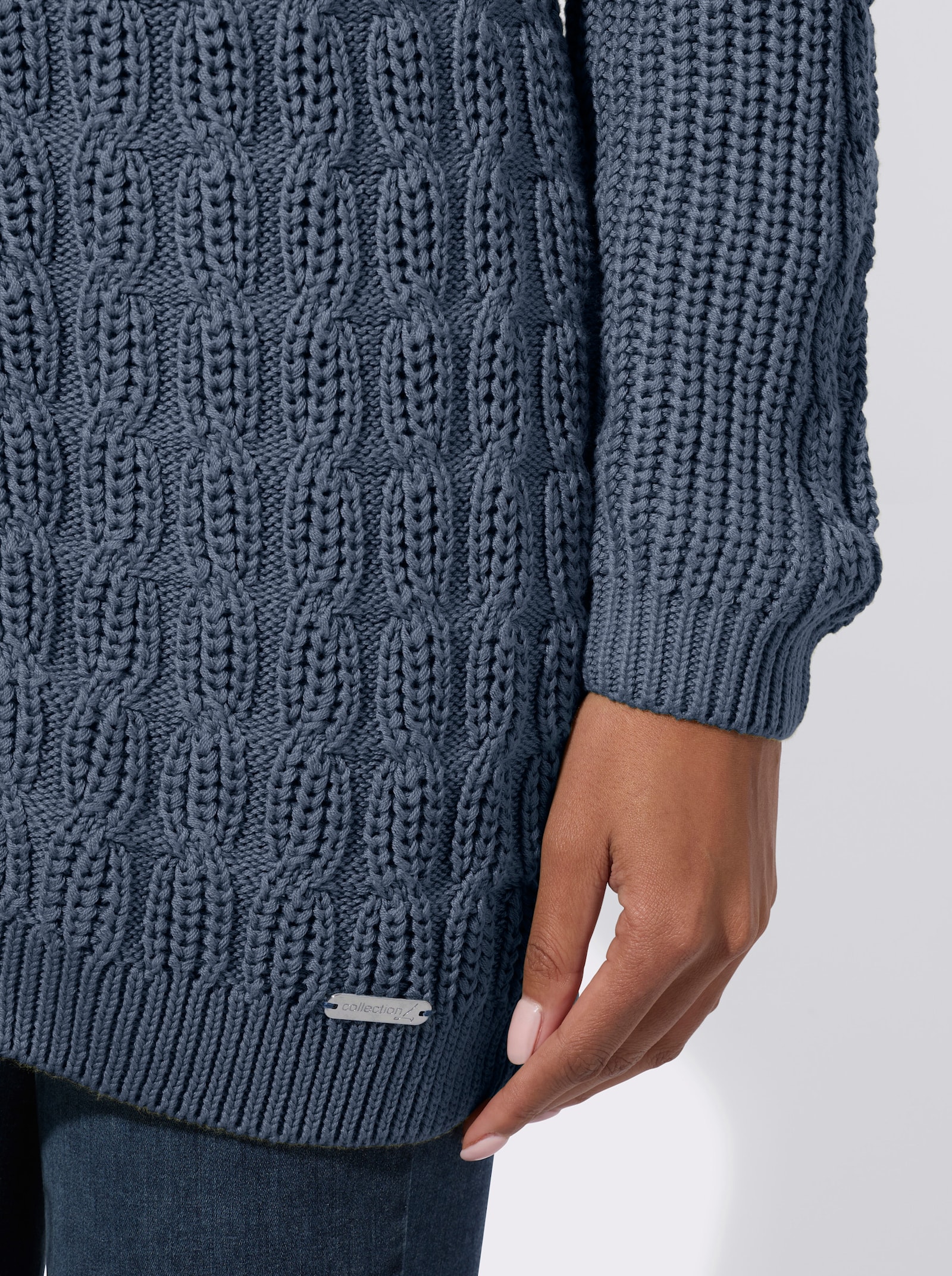  Longstrickjacke mit Zopfmuster - rauchblau