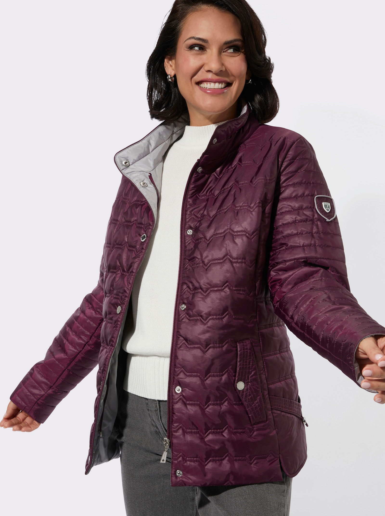 Steppjacke in kontrastreicher Verarbeitung - burgund