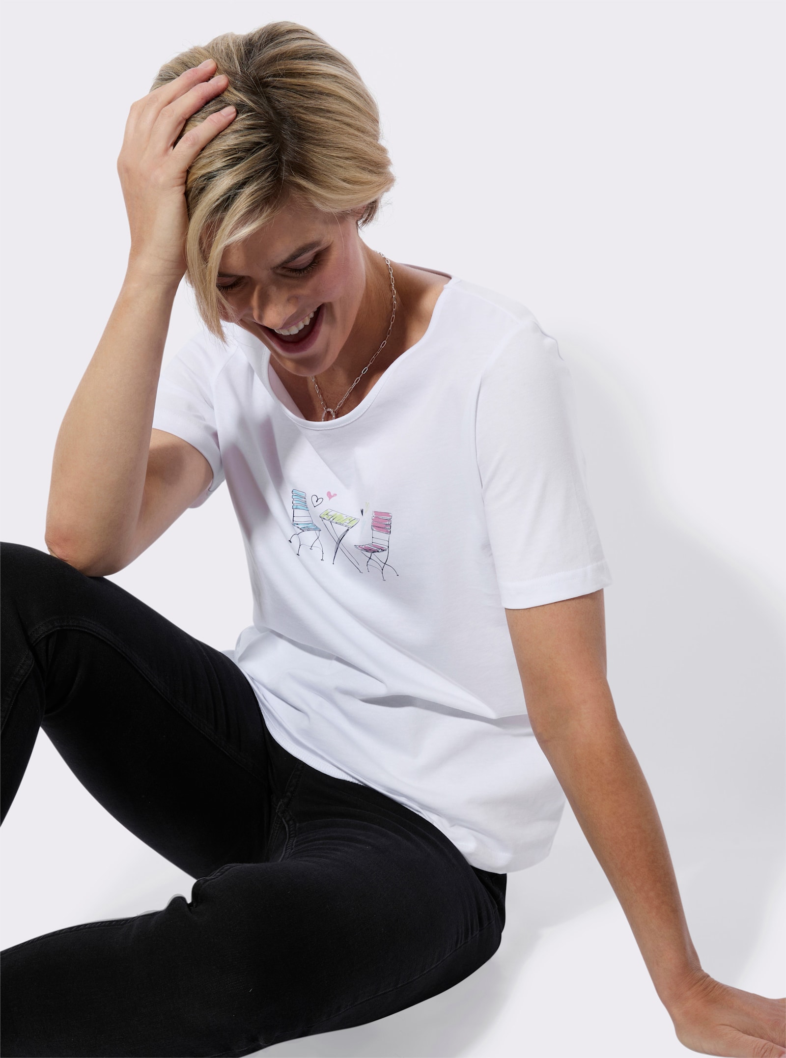 Rundhalsshirt mit platziertem Druck - weiß