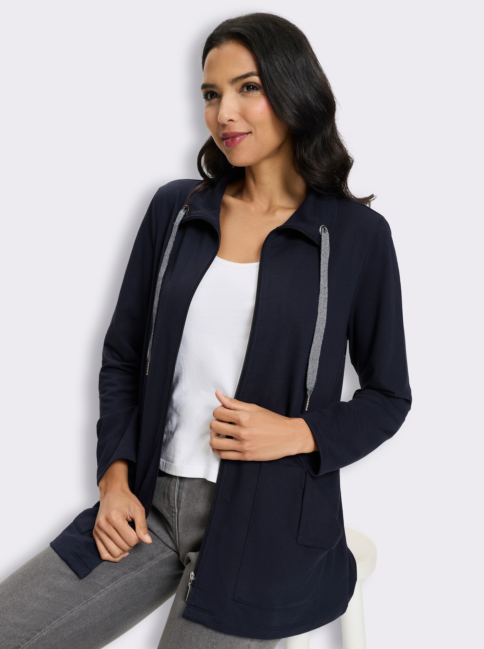 Sweatjacke mit zwei Taschen - marine