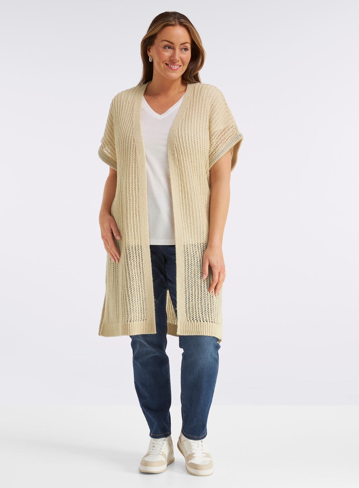 sheego Strickweste mit Ajourmuster und Glitzergarn - sand