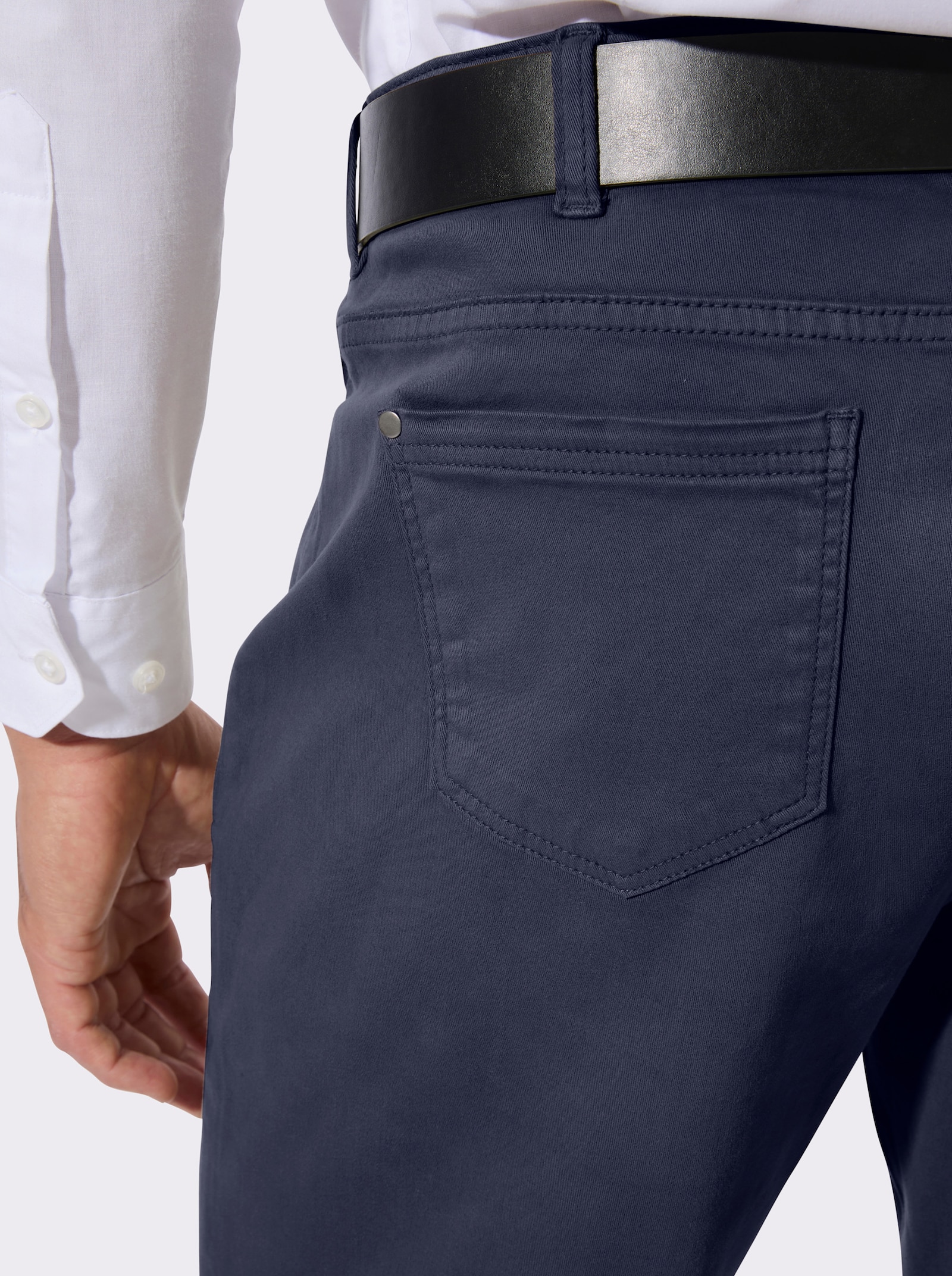 5-Pocket-Jeans in Twill-Qualität - marine