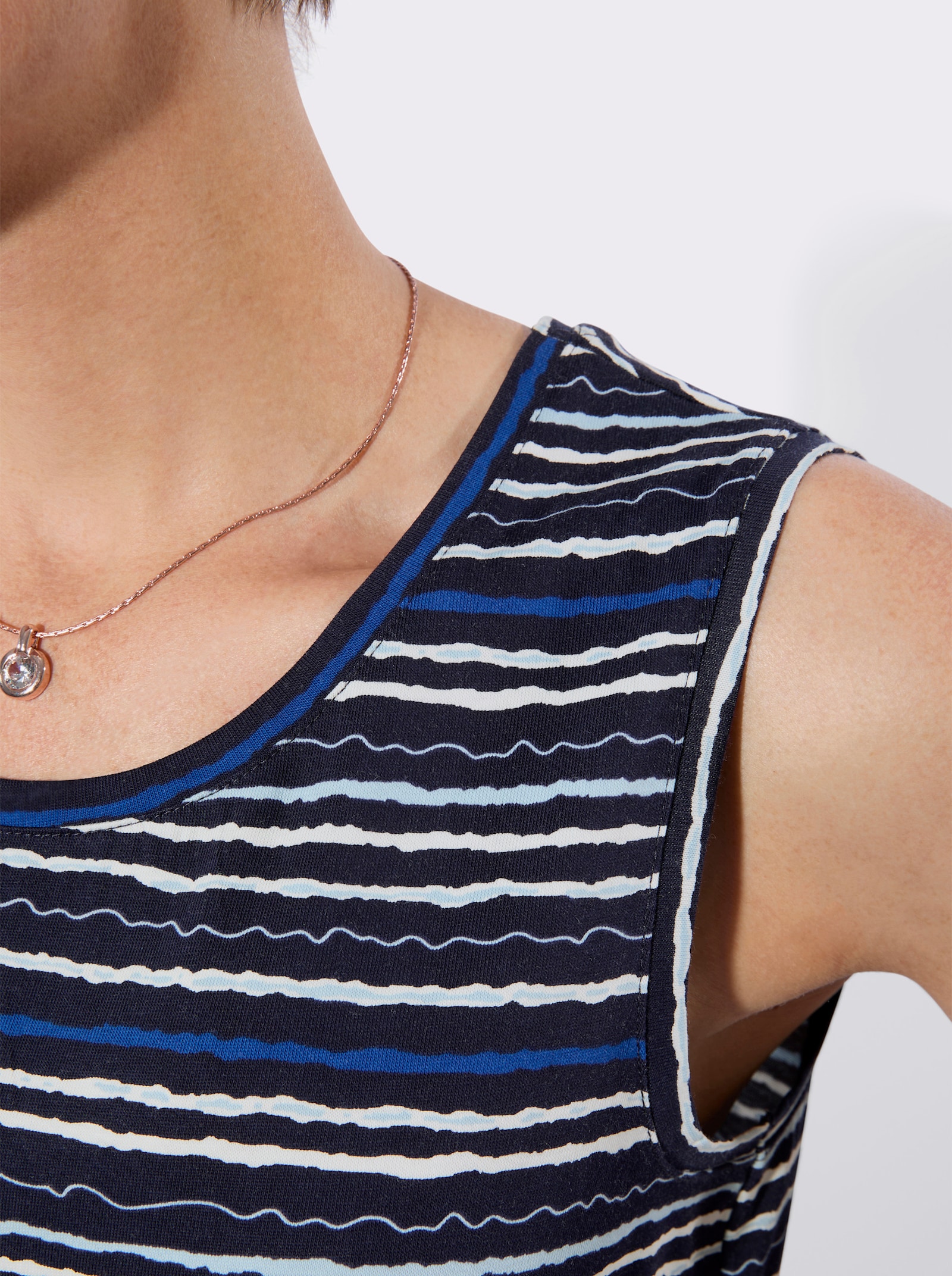 Shirttop paspelierte Abschlüsse - marine-eisblau-bedruckt