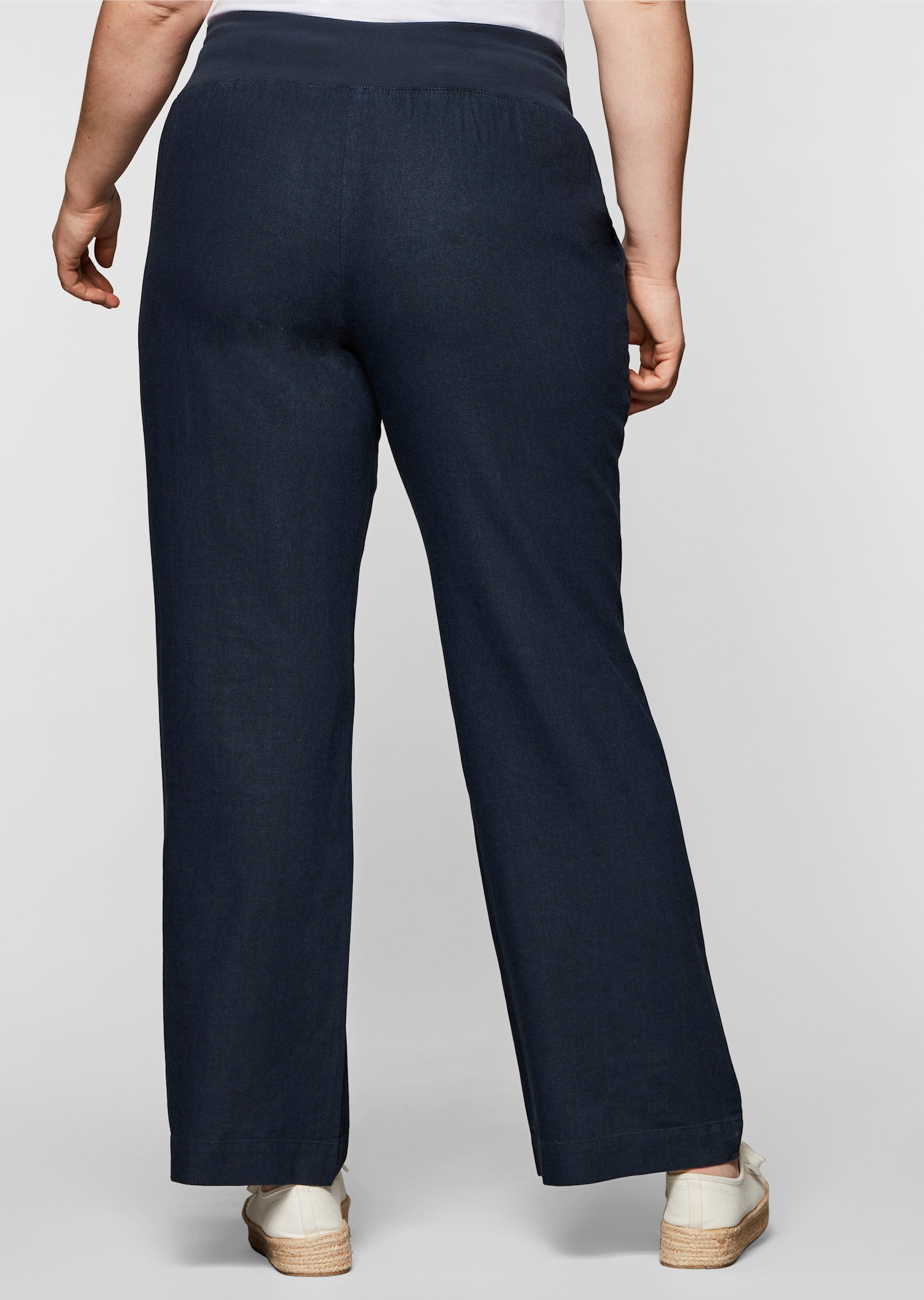 sheego Hose mit extraweitem Beinverlauf - nachtblau