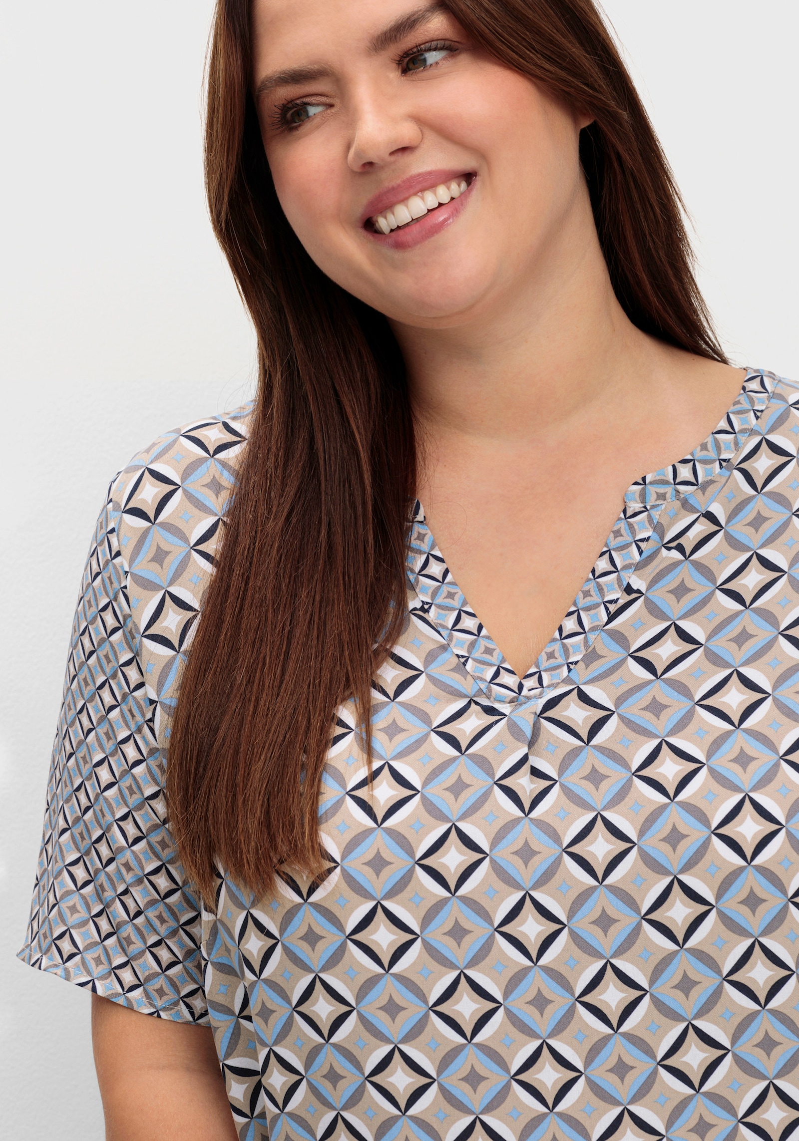 Tunikakleid mit halblangen Ärmeln - dunkeltaupe-marine-bedruckt