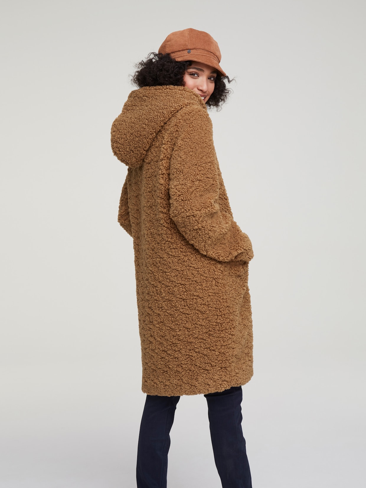 heine Manteau en imitation fourrure - nougat