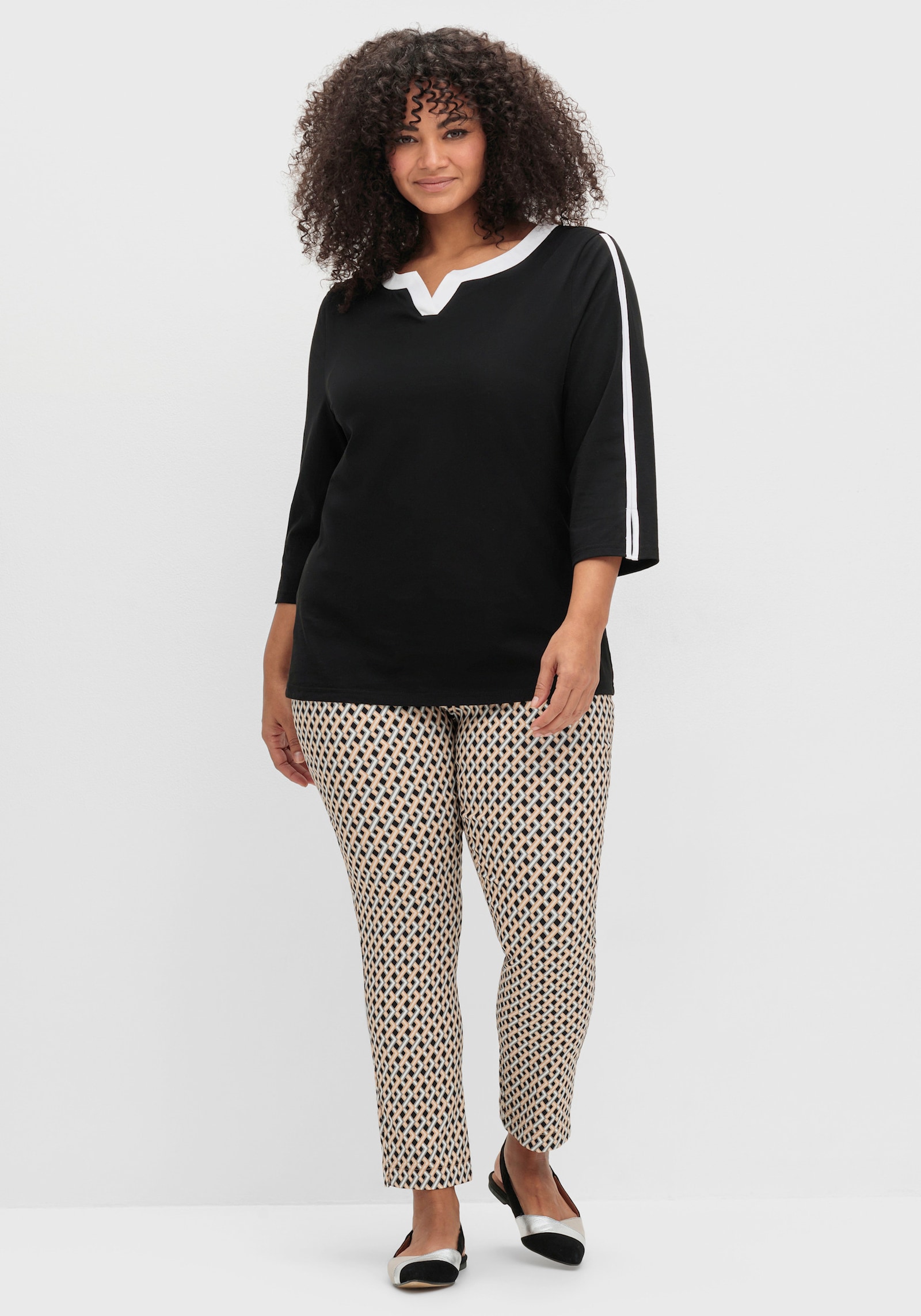 3/4-Arm-Shirt mit kontrastfarbenen Details - schwarz-weiß