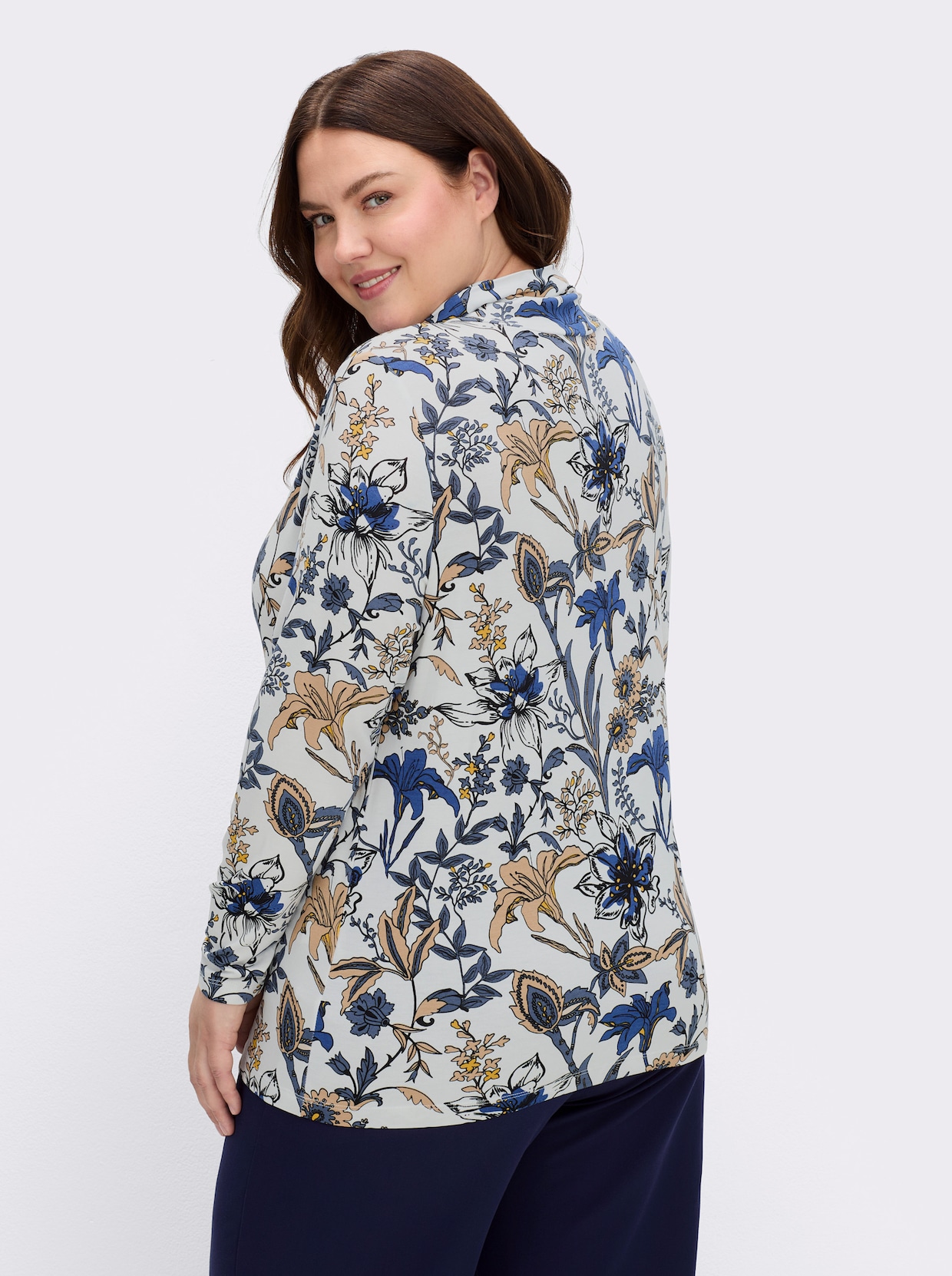 Print-Shirt mit halsfernem Rollkragen - ecru-royalblau-bedruckt