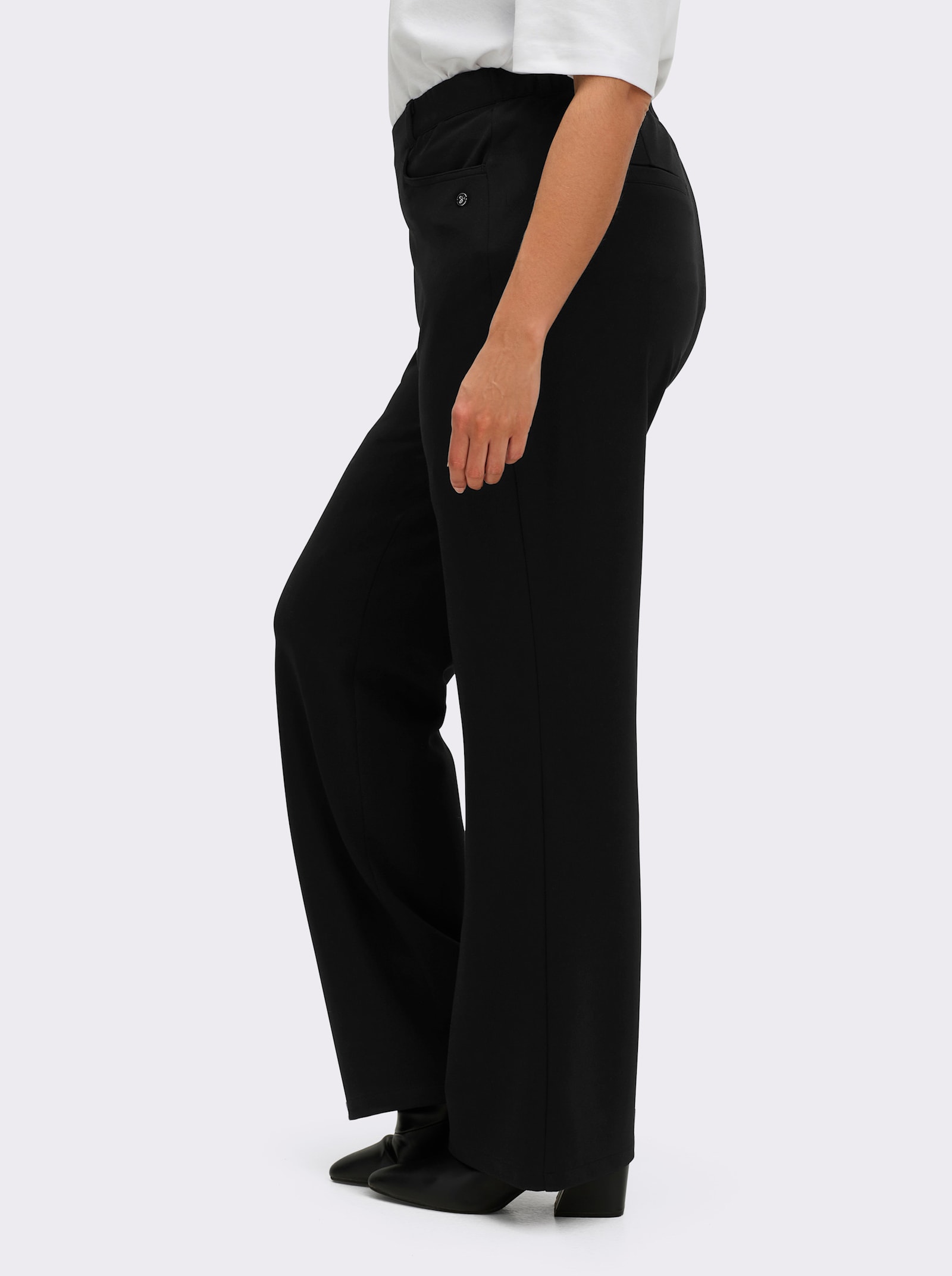 sheego Schlupfhose in Bootcut-Form - schwarz