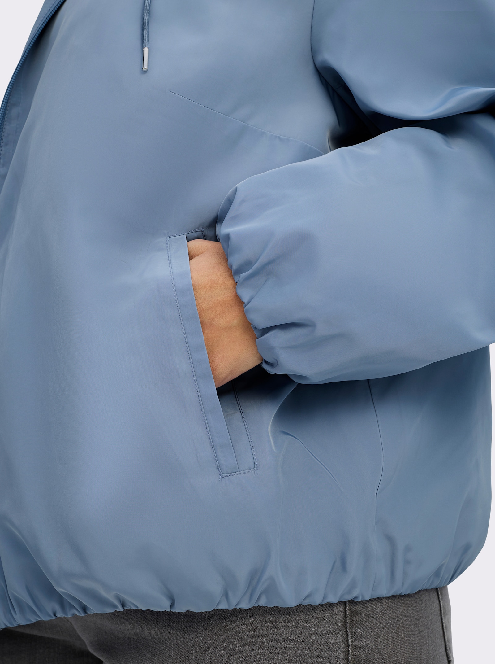 sheego Blouson mit Kapuze und Gummibund - bleu